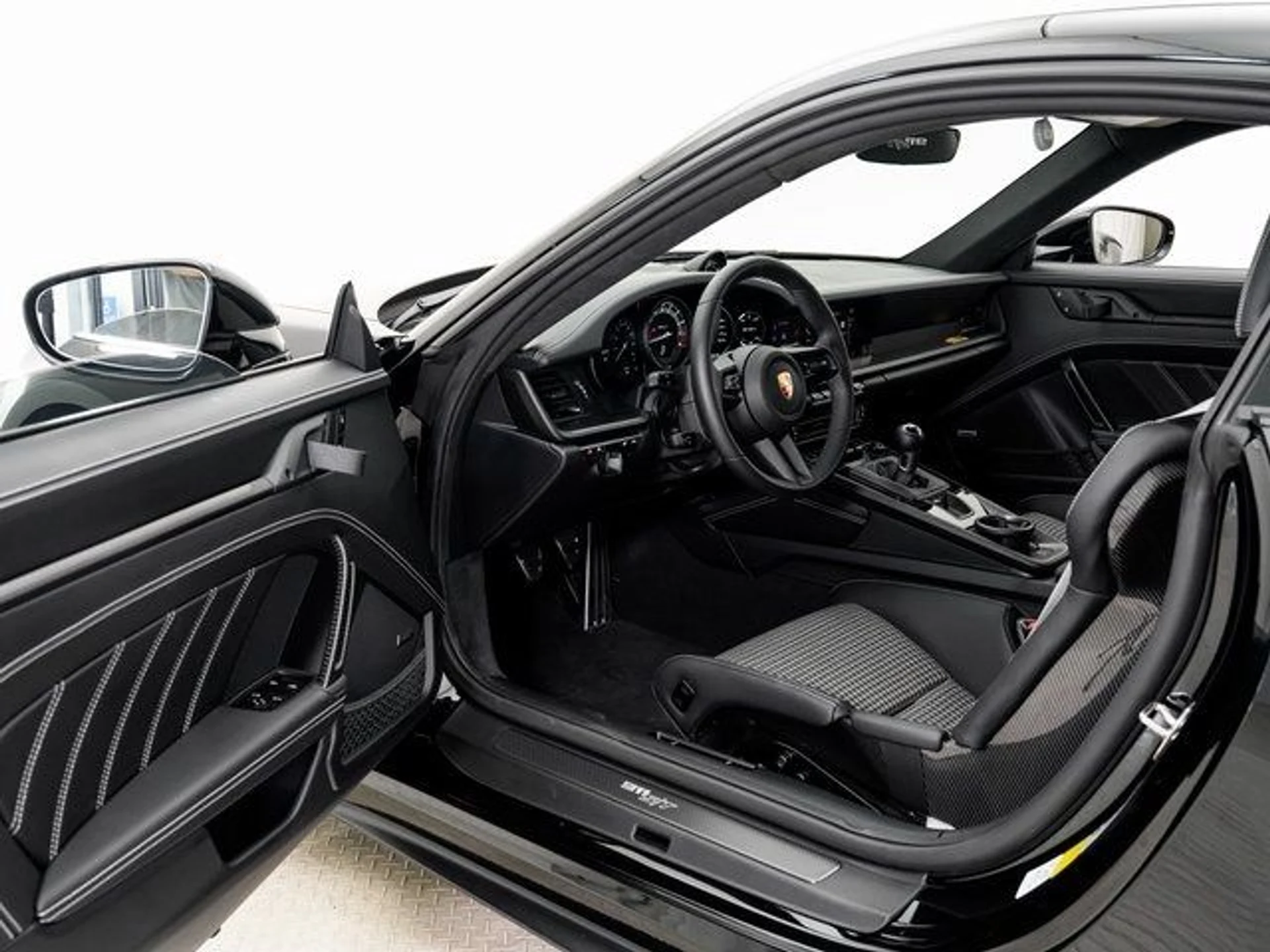 mph006_3677388887_48b8dec159e8cee593f7563c147e0350_74e56918af