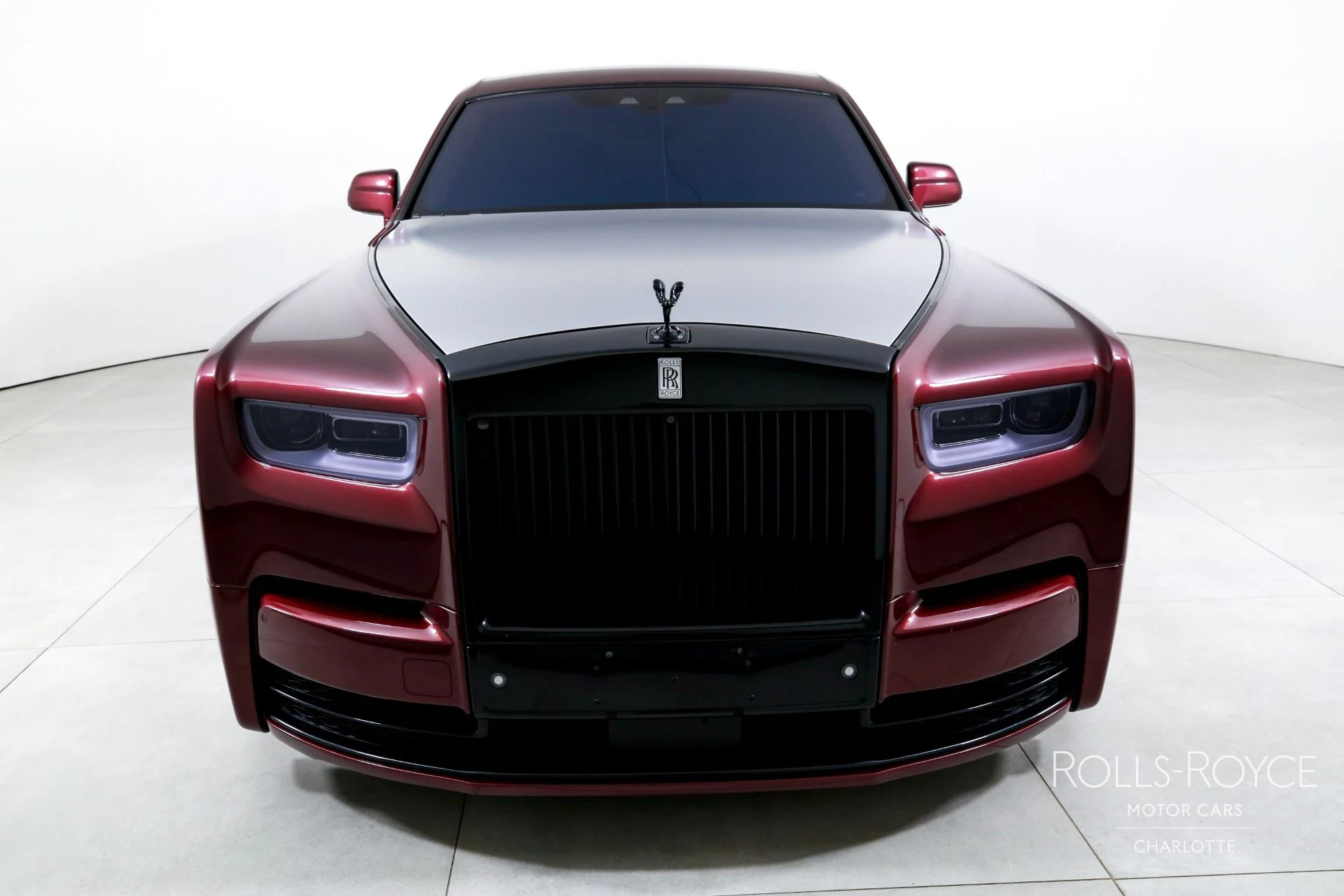 mph006_3678861528_Used_2019_Rolls_Royce_Phantom_1786656969_facee73076