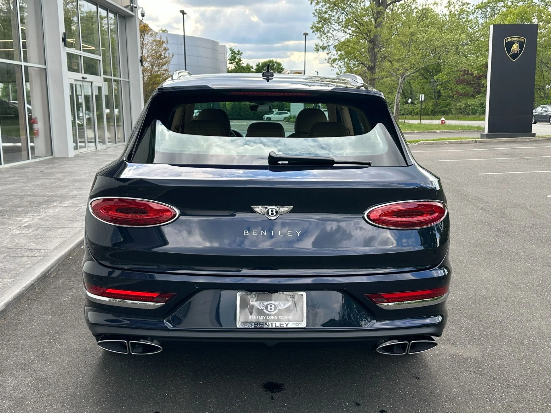 mph006_3688244284_Used_2026_Bentley_Bentayga_V8_1786136506_e6e571fc13