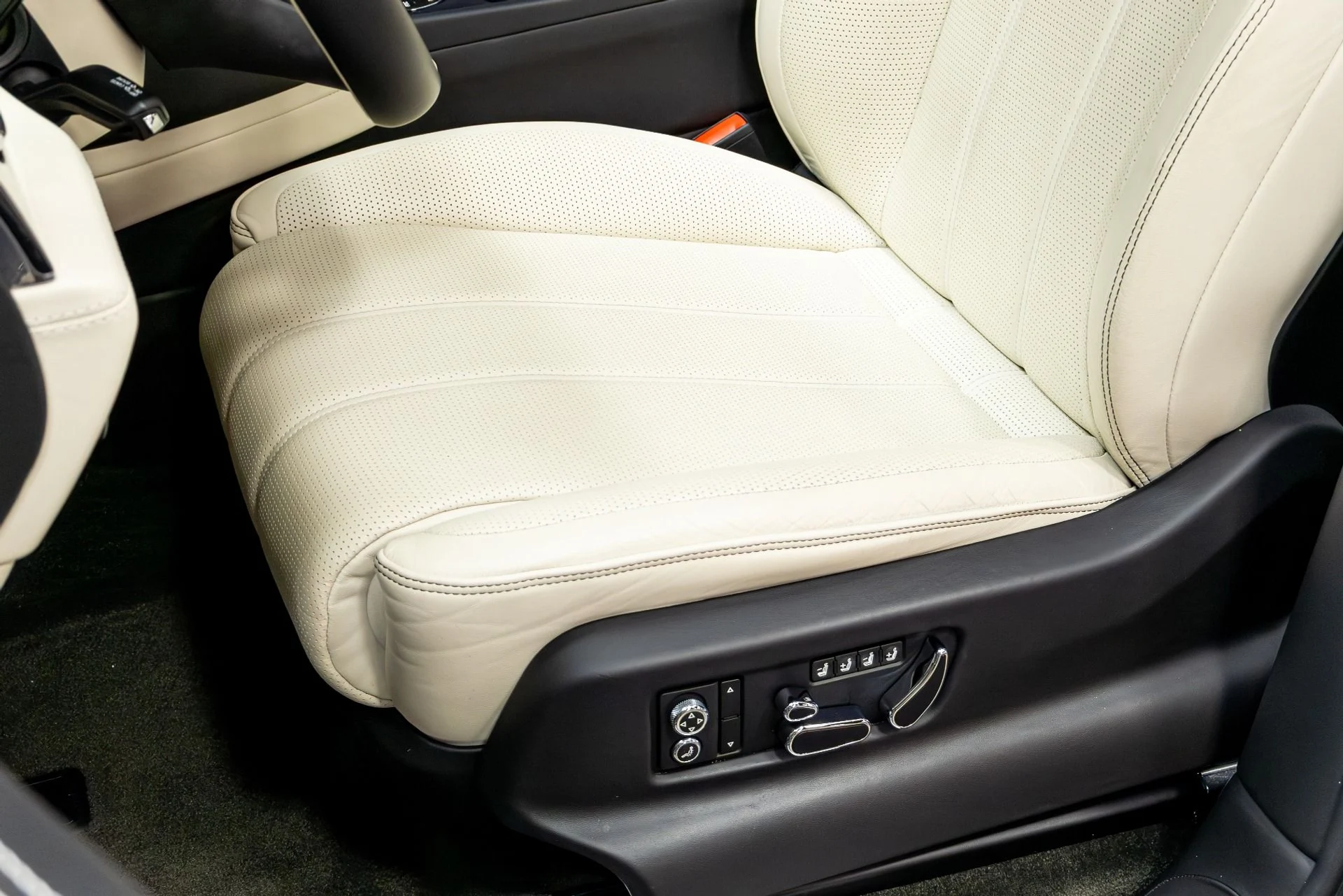 mph006_3690971890_Used_2021_Bentley_Bentayga_V8_First_Edition_1774291657_d612b06924