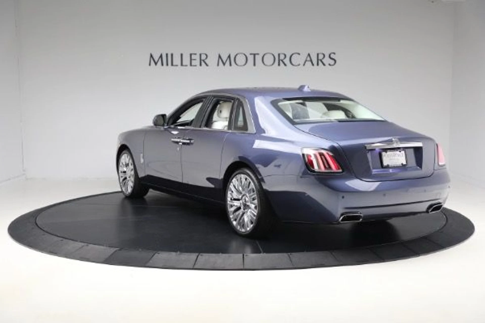 mph006_3693828784_New_2025_Rolls_Royce_Ghost_5c88ce848d
