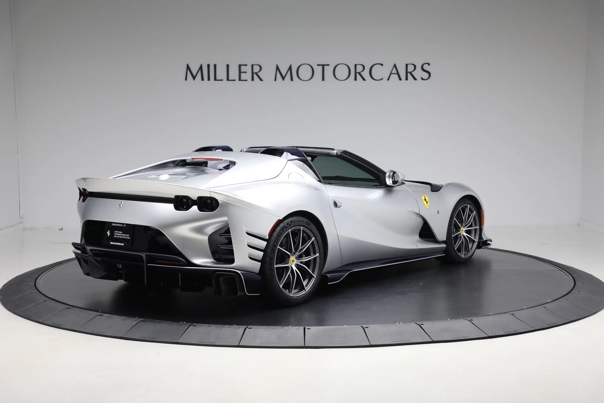 mph006_3694690584_Used_2024_Ferrari_812_Competizione_A_1765398640_b35d5179d0