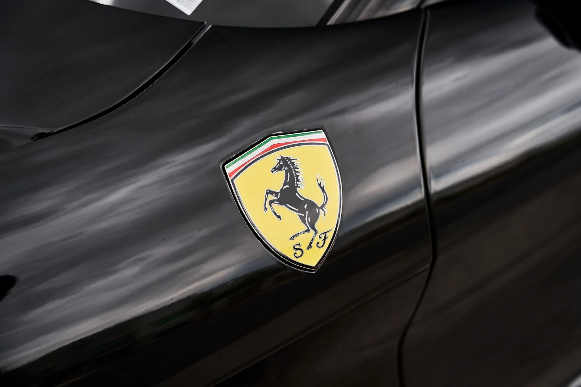 mph006_3702933918_Used_2015_Ferrari_F12_Berlinetta_1790206460_4e5378e6cf