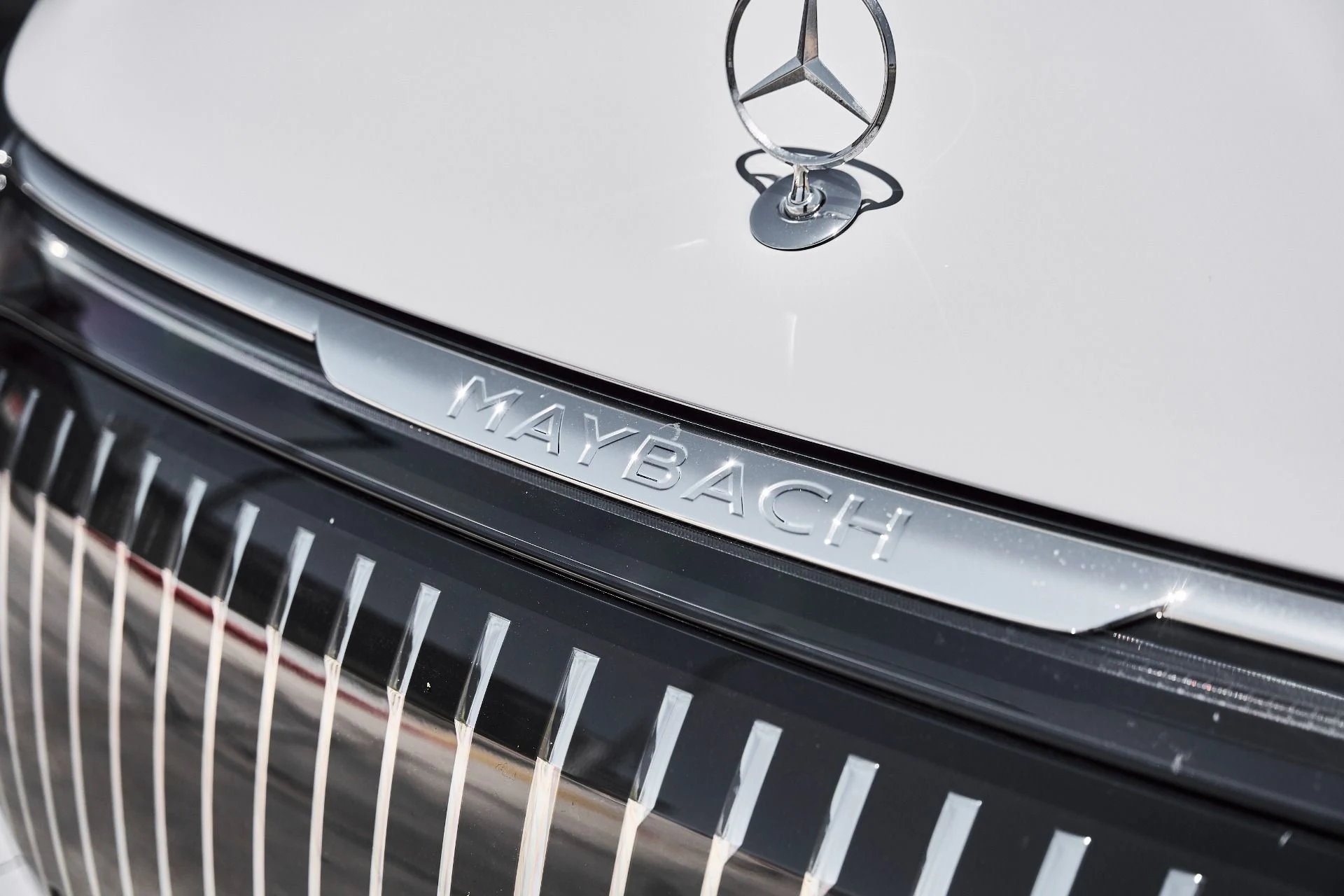 mph006_3716134161_Used_2025_Mercedes_Benz_EQS_Maybach_EQS_680_1779925071_a6f40a3cfb