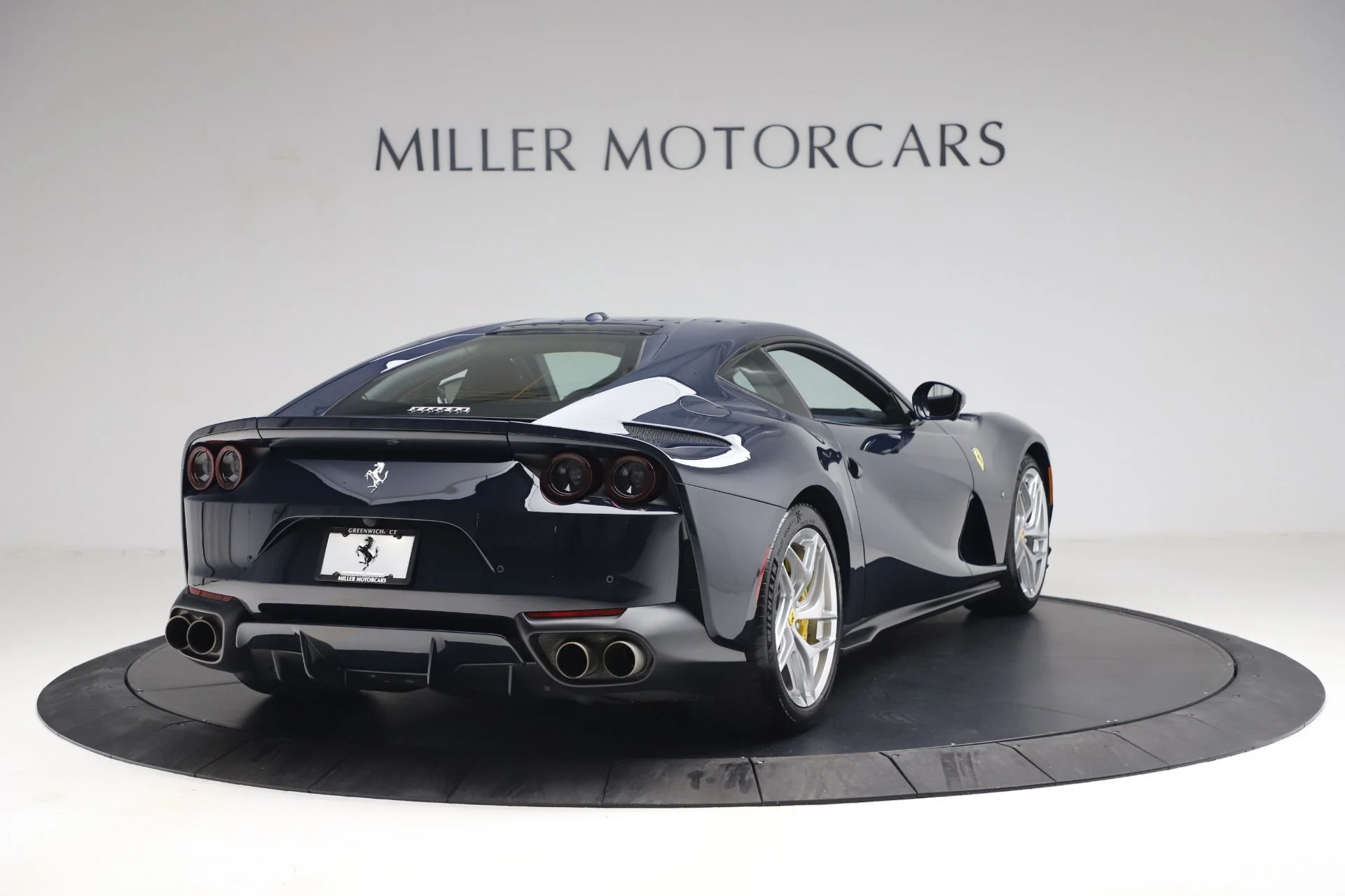 mph006_3727432388_Used_2020_Ferrari_812_Superfast_1622641903_d817da741d