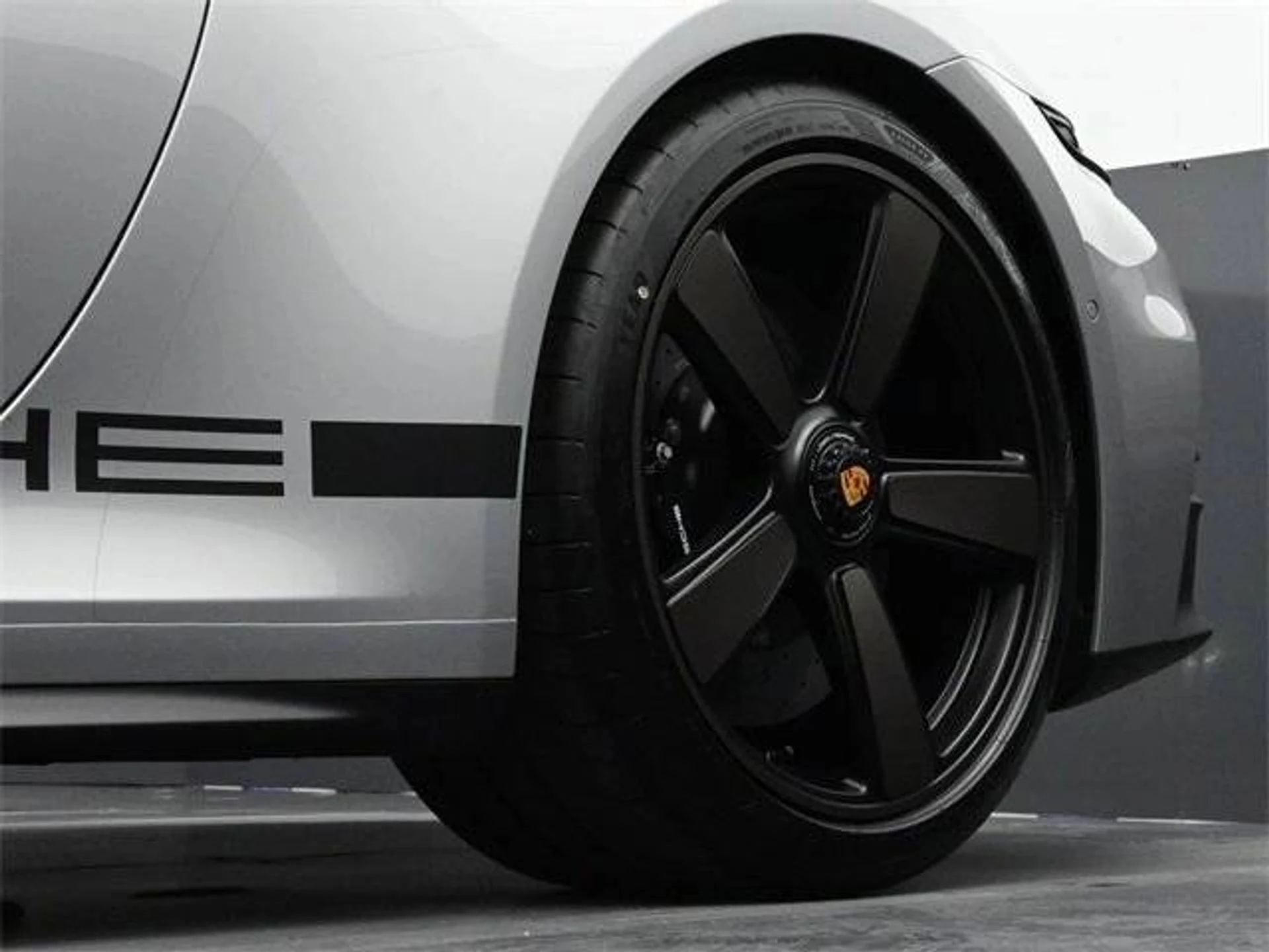 mph006_3731547205_ef29e76fe7dbdbff2de7a1a1145b3124x_25208679e0