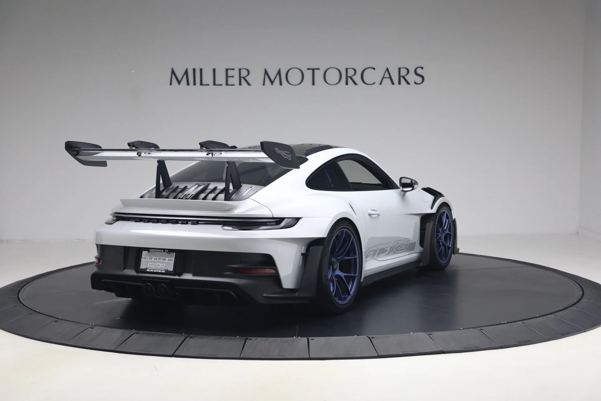 mph006_3738220459_Used_2024_Porsche_911_GT_3_RS_1782768712_4669c7011f
