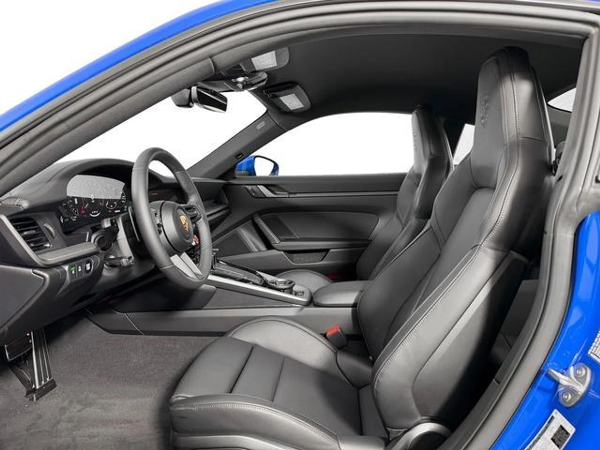 mph006_3749087103_f_W_Jj_J0kg_E1j_AR_6_FH_8_VO_0_CGK_Ve30_13819d63f9