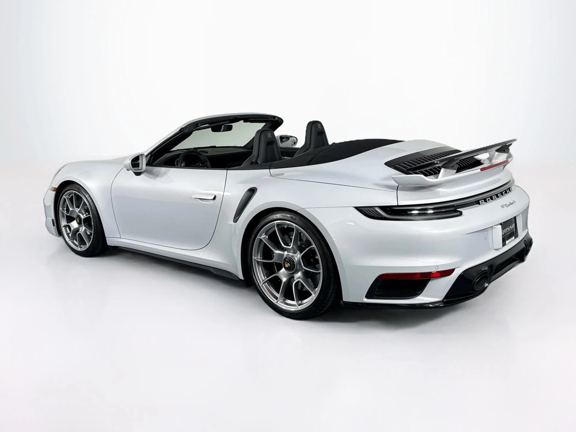 mph006_3750293507_Used_2025_Porsche_911_Turbo_S_1784676732_6faf3e8c21