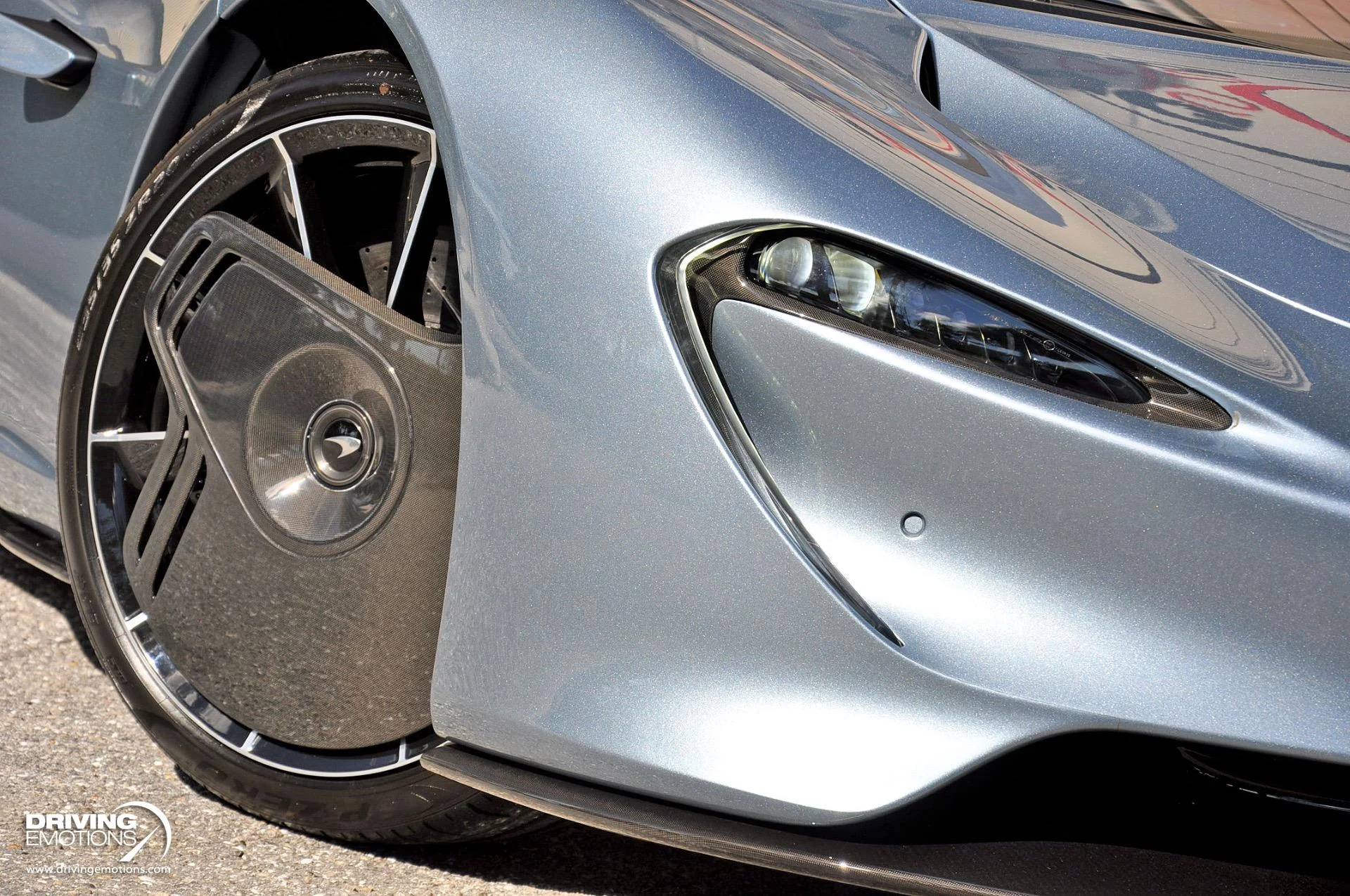 mph006_3751566077_821_p7_l_128508dfac