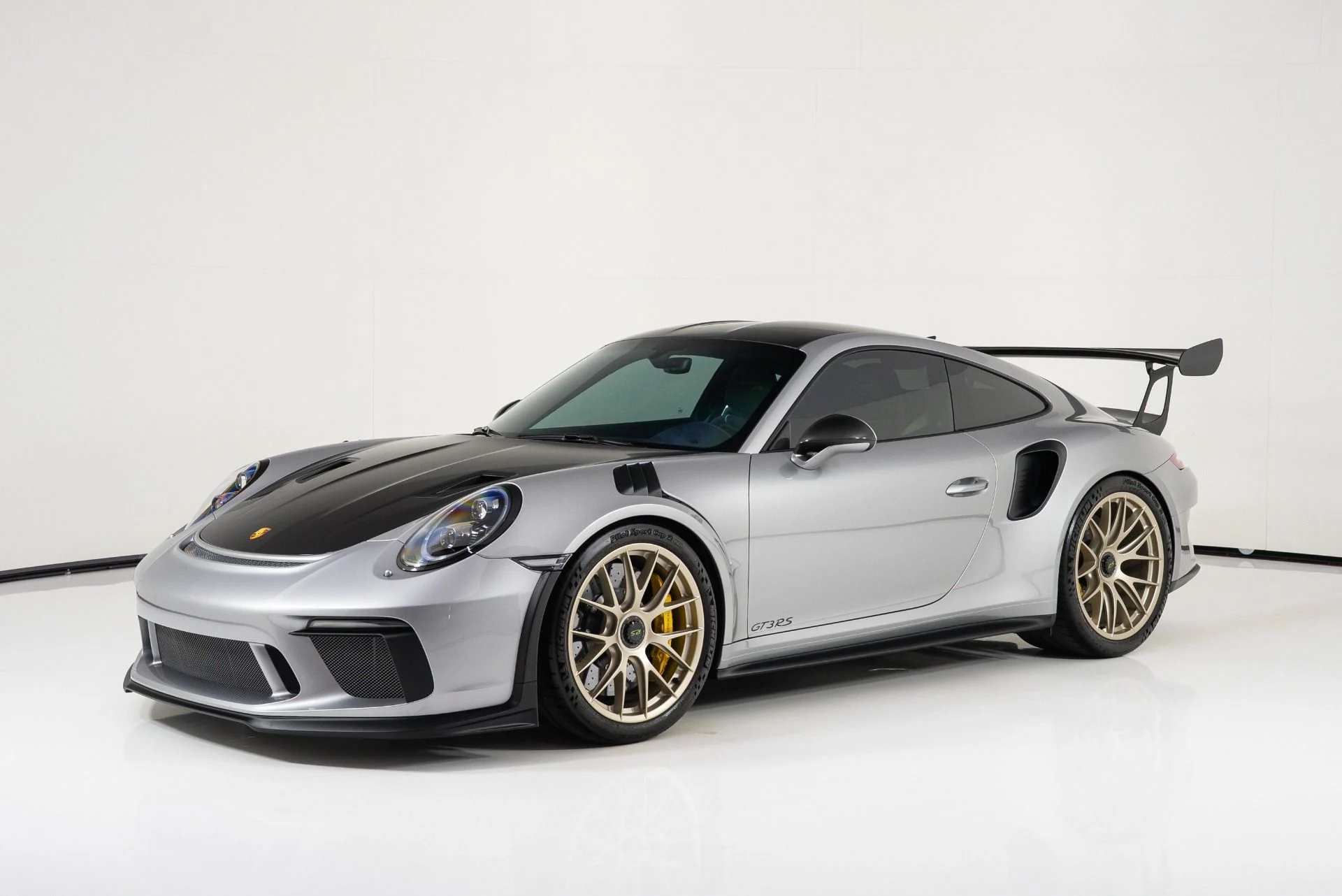 mph006_3753749251_Used_2019_Porsche_911_GT_3_RS_1786043980_8a63133652