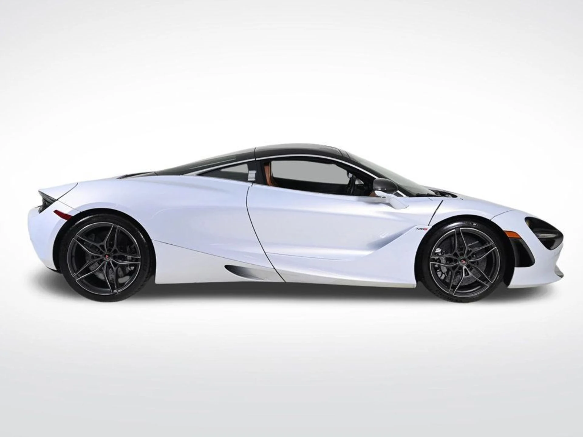 mph006_3754168701_used_2018_mclaren_720s_luxury_11350_22954018_6_1024_e65af301f7