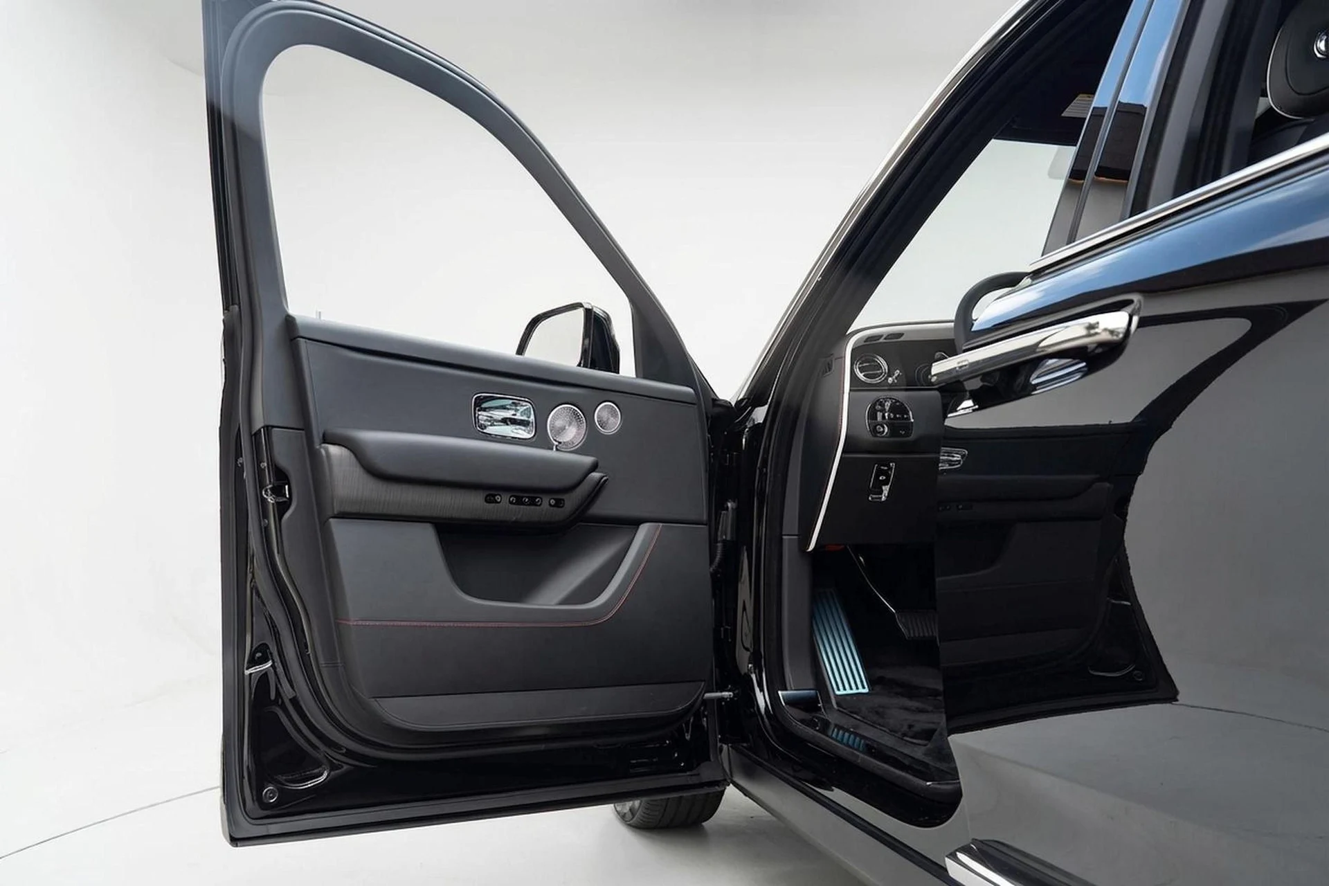 mph006_3756601572_507889728_69ccdbf85079f6187bd8f361_eb05c21fef