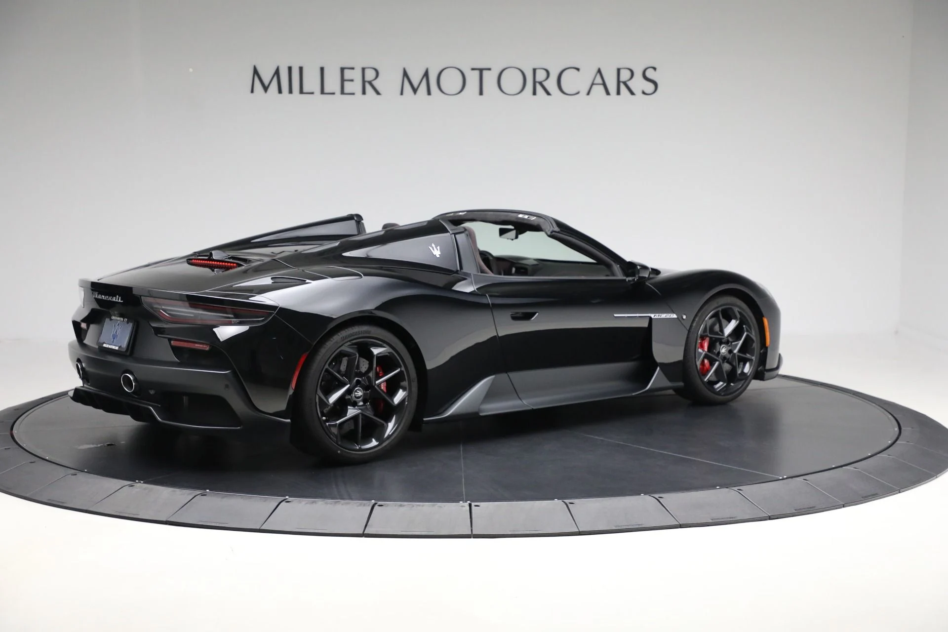 mph006_3756969576_New_2024_Maserati_MC_20_Cielo_1761319288_7c5f813298