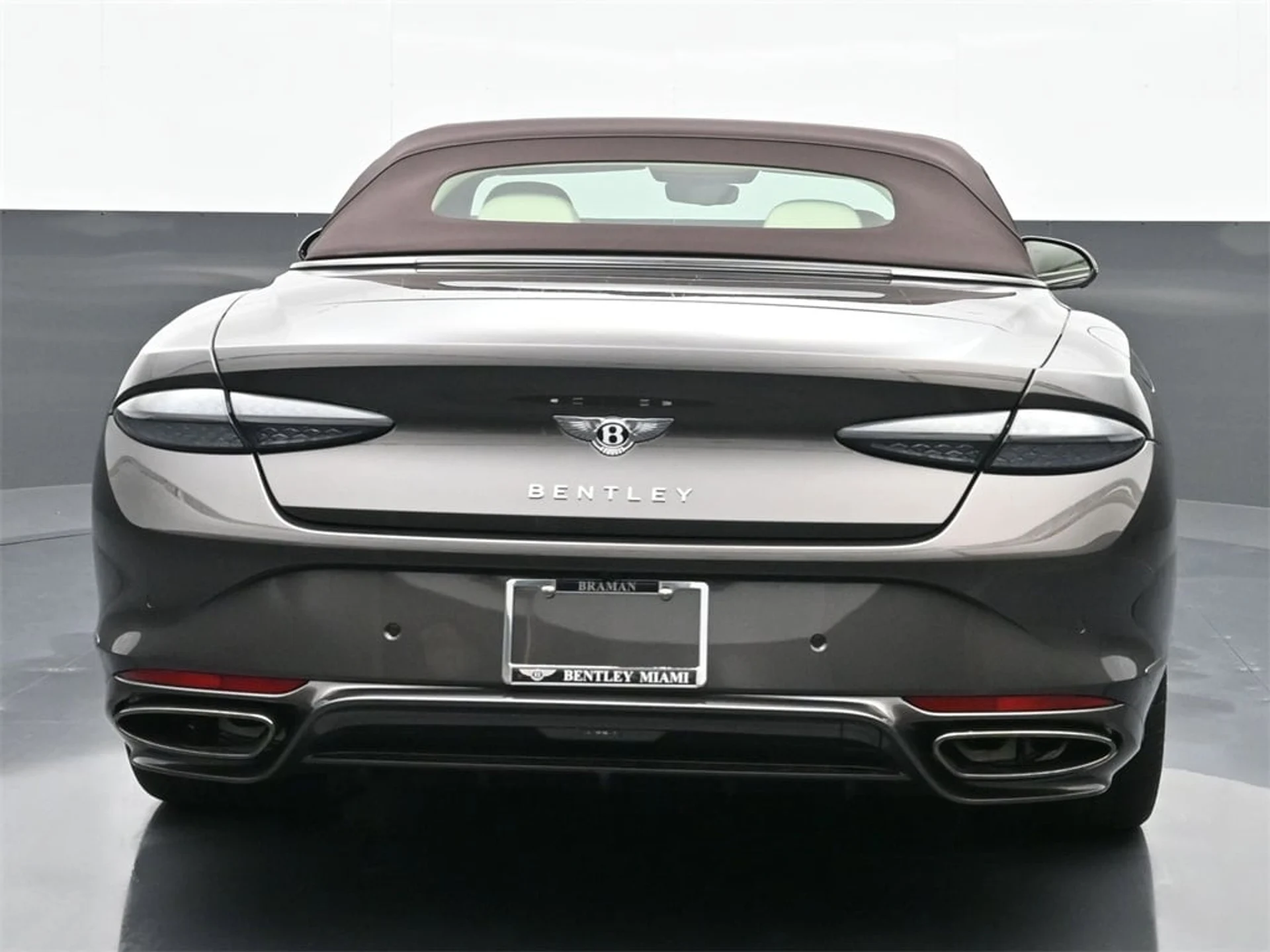 mph006_3757032789_10509b736f451e126b931ddb57c98b5fx_e336723a70