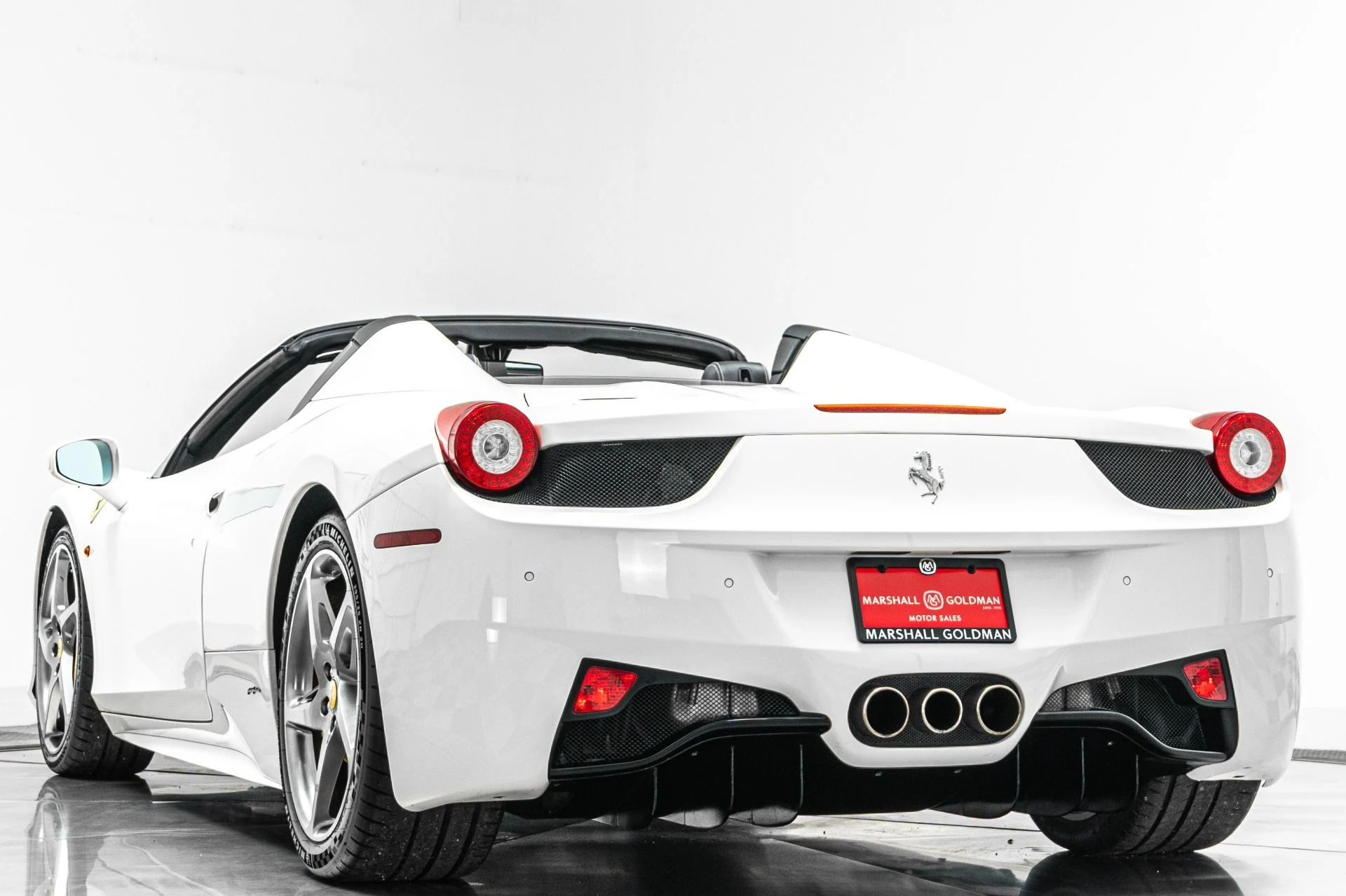 mph006_3763768167_Used_2014_Ferrari_458_Spider_1788900825_d645a1bc5a