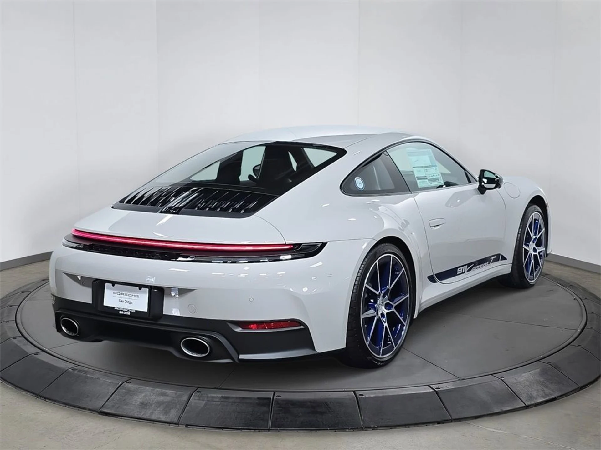 mph006_3770001612_053c0629290770f89121297524be53e6_06966e68b0