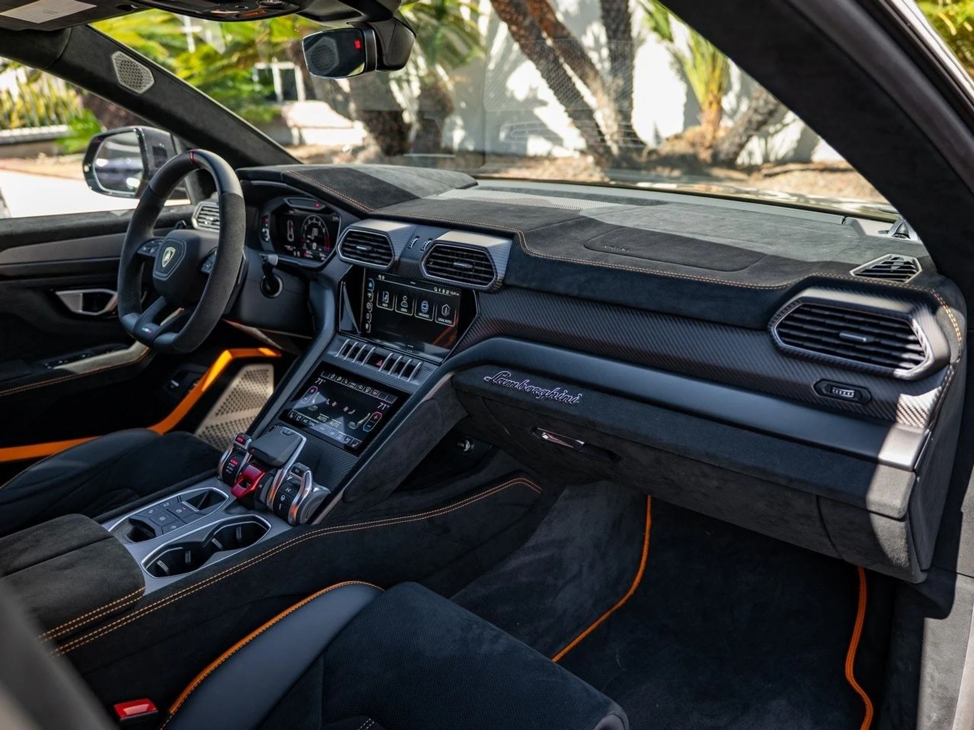 mph006_378154781_646de225c16afa12490aff88b3a17100x_0220ecdc28