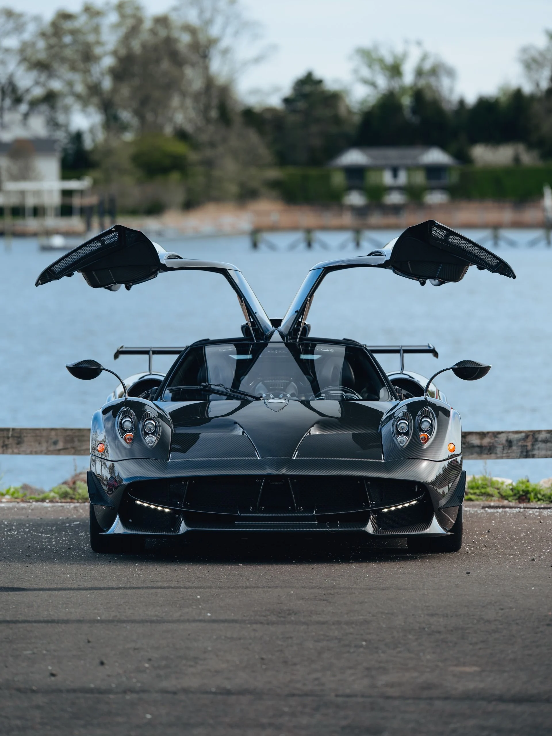 mph006_3786323634_Used_2014_Pagani_Huayra_Coupe_1778355698_08fe3e4301