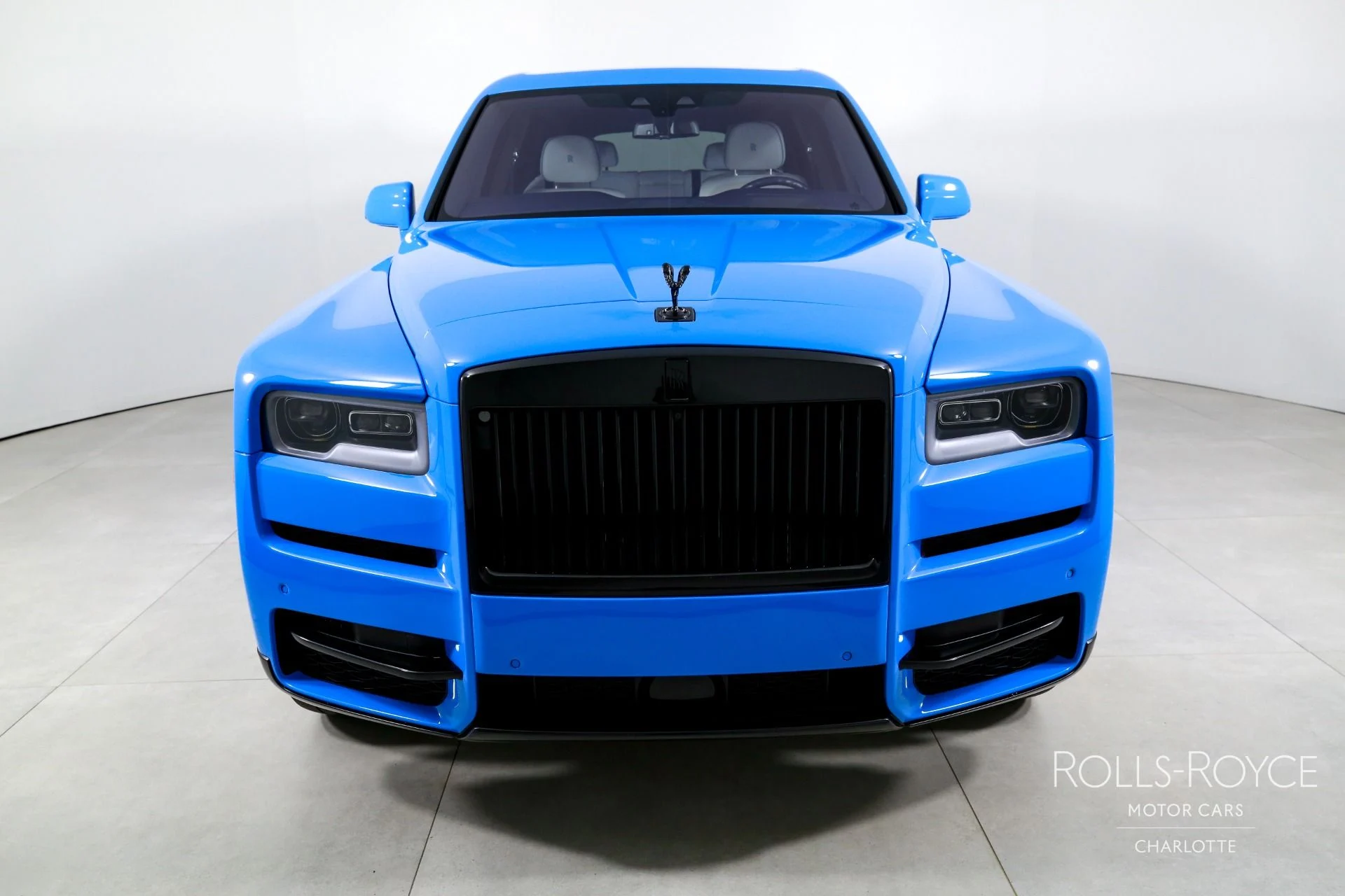 mph006_3786556312_Used_2023_Rolls_Royce_Cullinan_1771369577_658281a32c