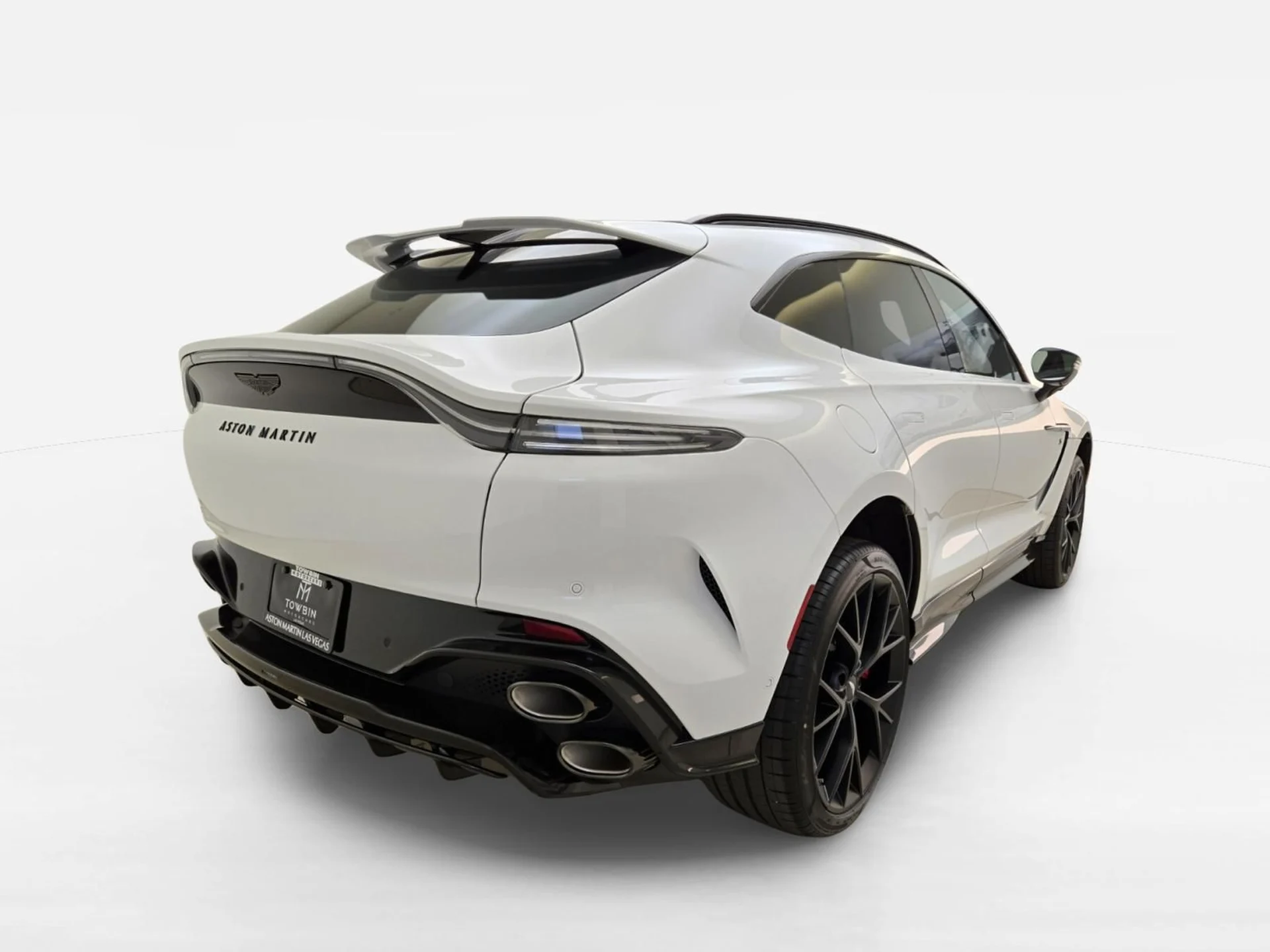 mph006_3795355043_New_2026_Aston_Martin_DBX_S_1776835379_a11d89ef8f