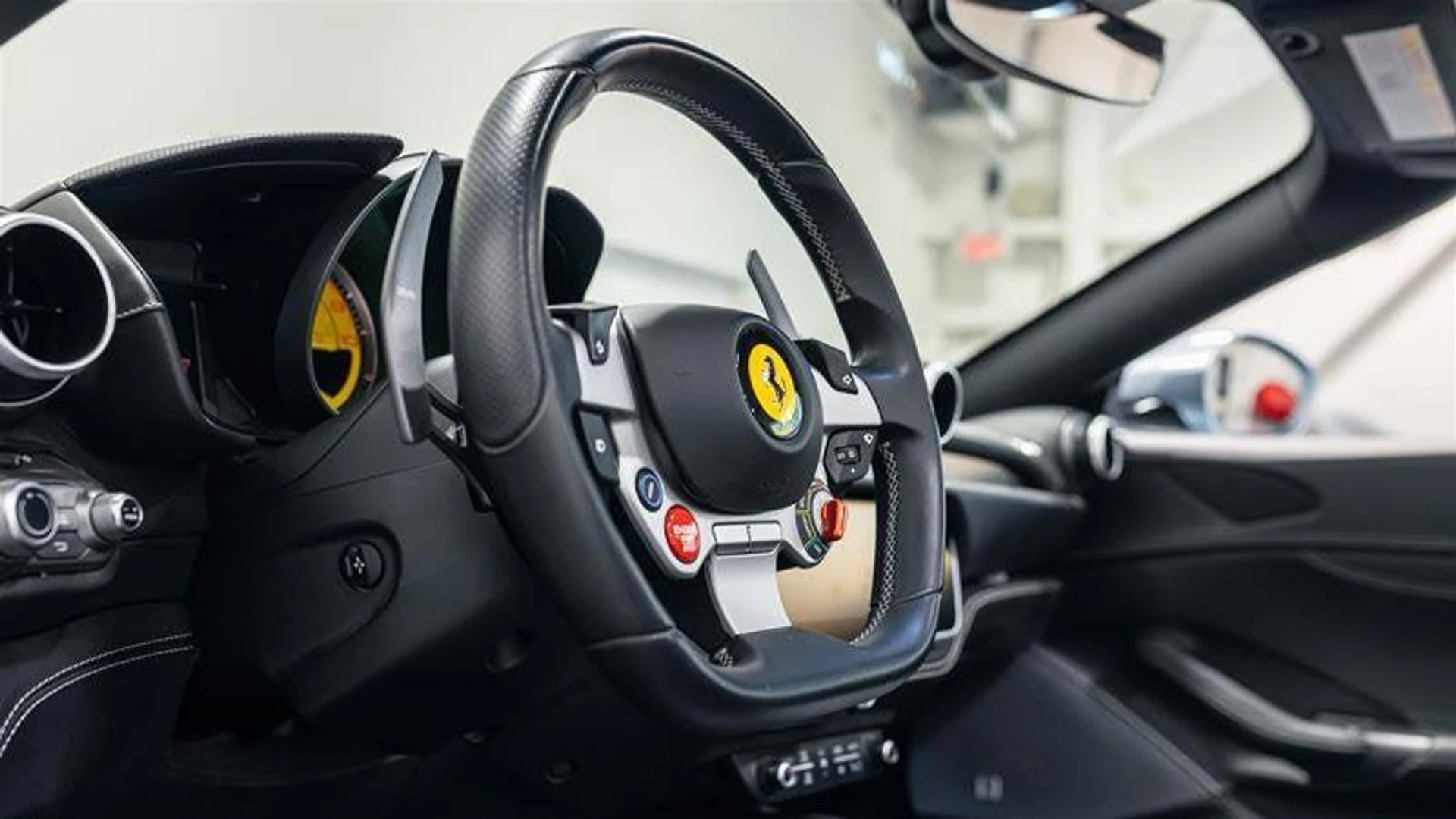 mph006_3803751894_Used_2022_Ferrari_Portofino_M_Base_1782922810_3f4860e7bb