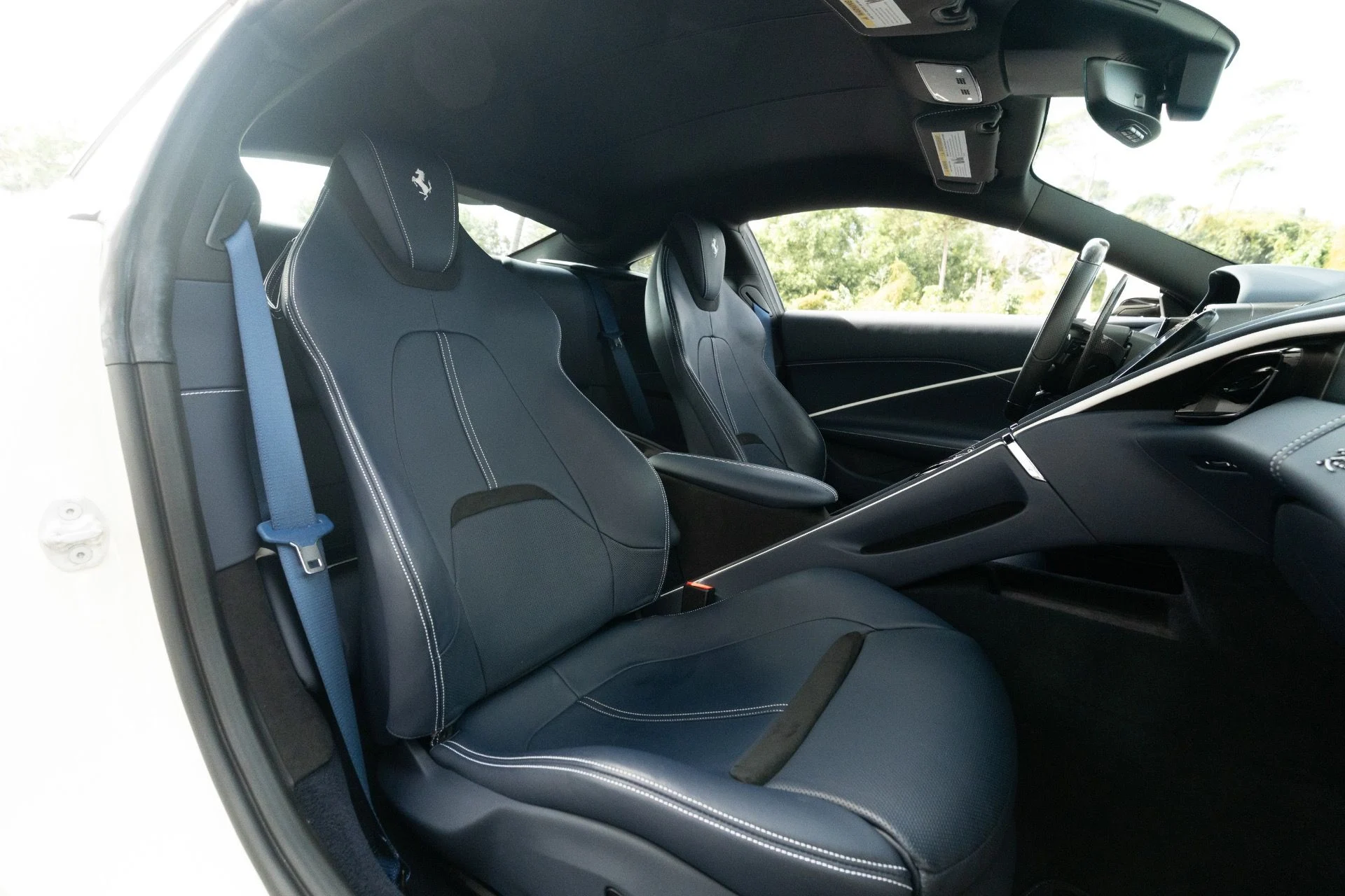 mph006_3806351908_Used_2022_Ferrari_Roma_1764790245_2c0ce393bd