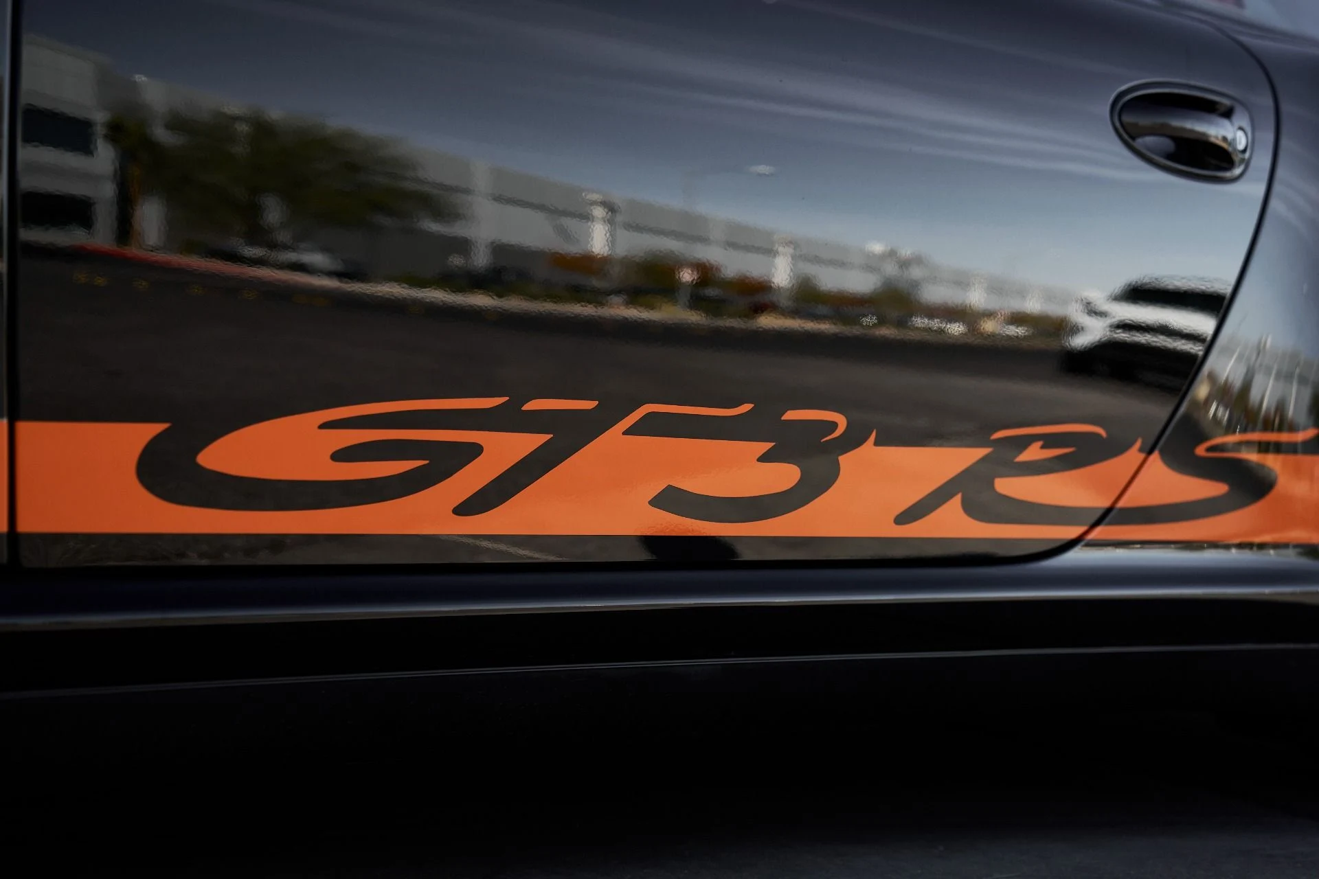 mph006_3810250712_Used_2007_Porsche_911_RS_1763228650_ef4cb79ab9