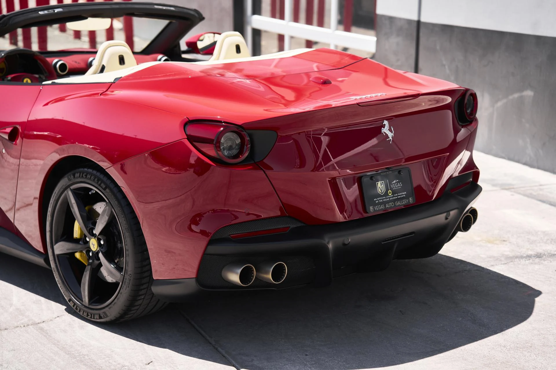 mph006_3812268138_Used_2022_Ferrari_Portofino_Base_1752263914_71bdf0e07c