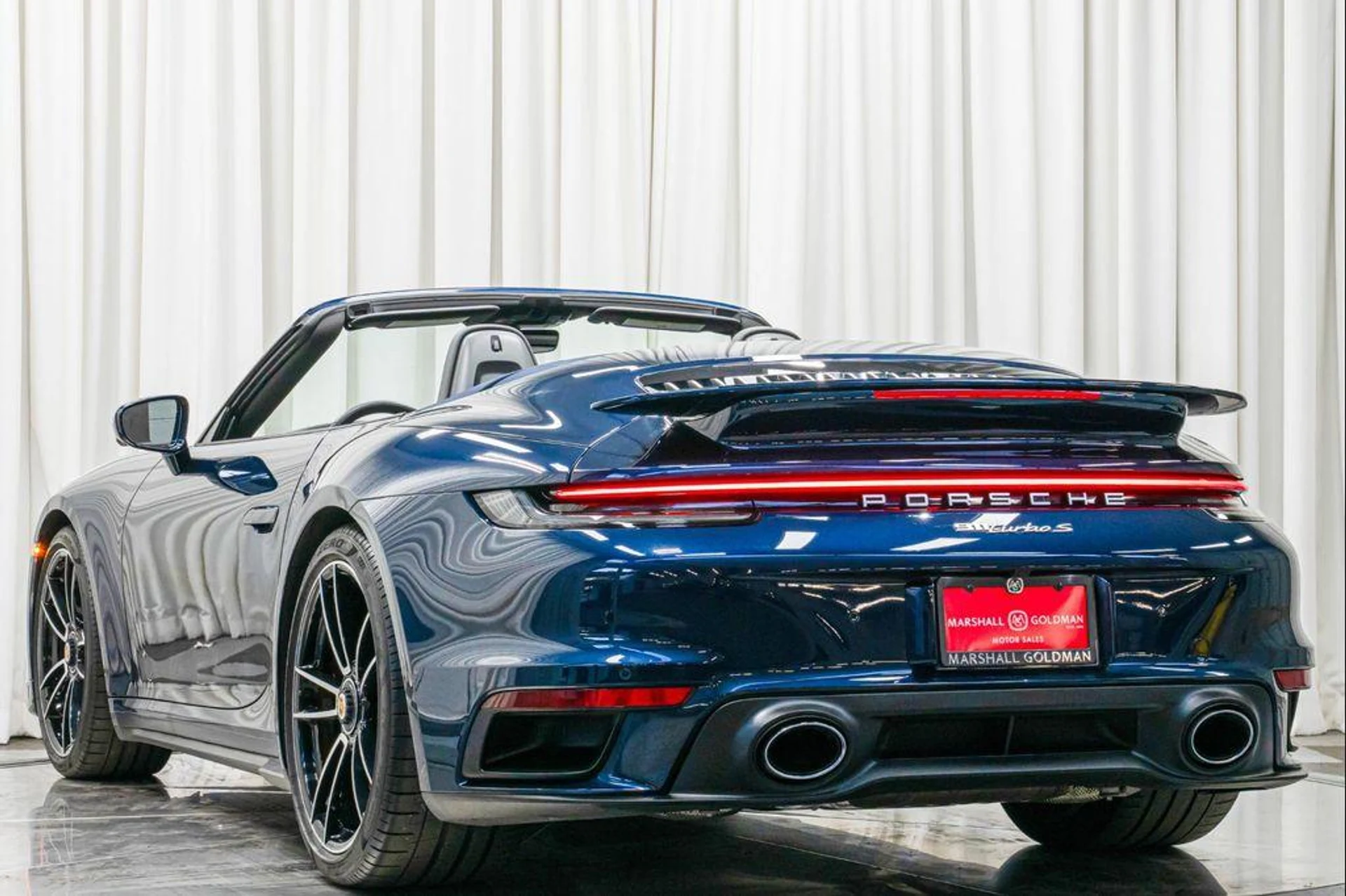 mph006_383112942_e_Dpz_Uu_Azbz_A9_Fhe_TV_Ui_KCO_Fj_Rp_Q_bc0103c5df