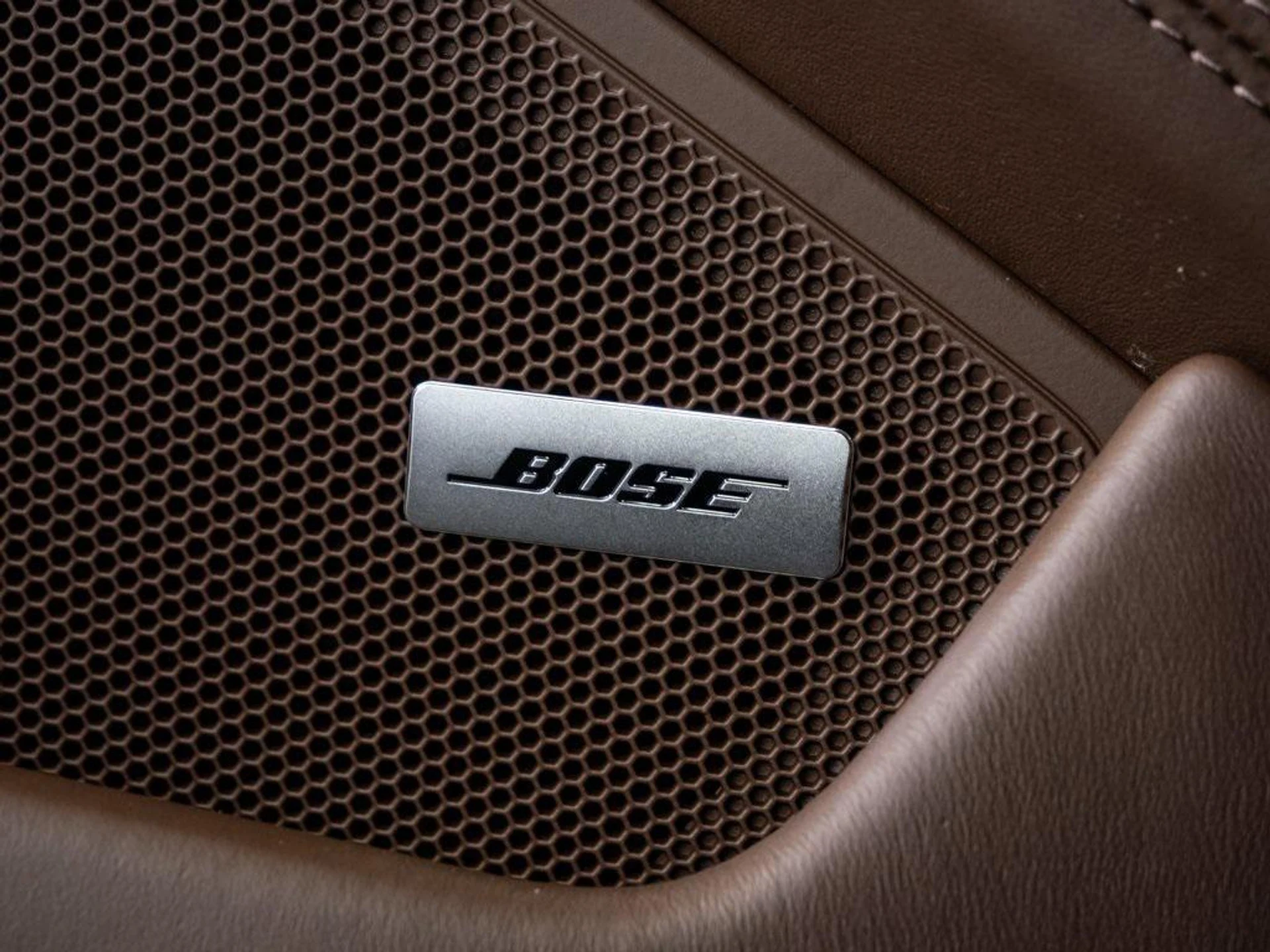 mph006_383741193_h_I_Jl_Zo_F_Ixq8ui_L_Hh_BI_Eh_Wa_J_Eg_35c05ec4f2