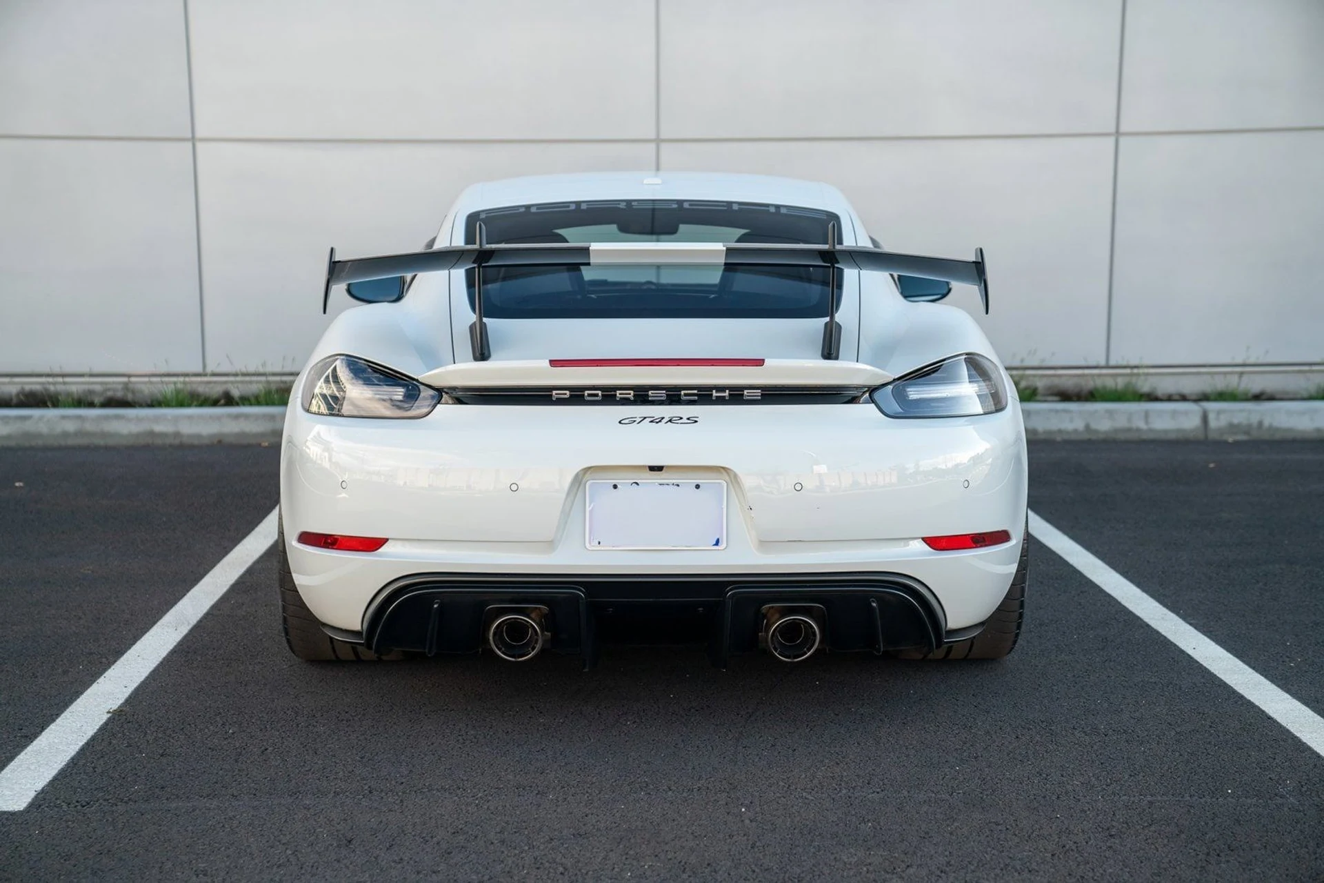 mph006_3843112443_e5937a24fa82a57569393a7ace76da69x_28296e9cdc