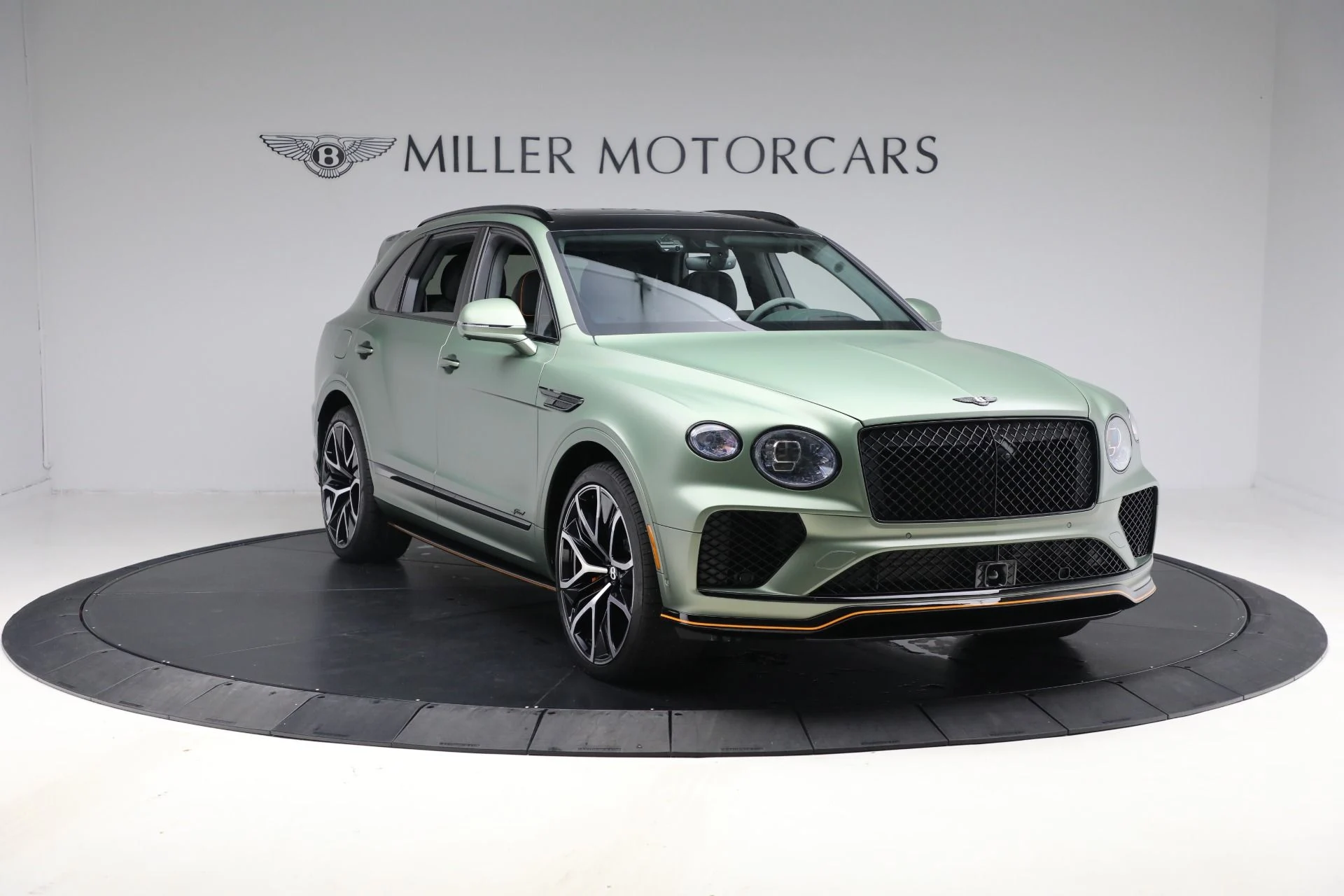 mph006_3844713045_New_2027_BENTLEY_BENTAYGA_SPEED_1761837159_5165a3dbdf