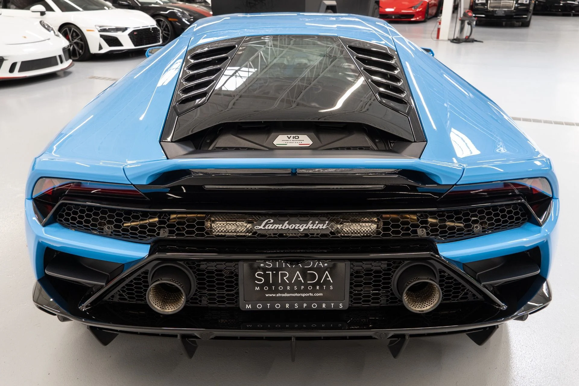mph006_3845234615_Used_2022_Lamborghini_Huracan_EVO_1760474272_d0a38ffacc