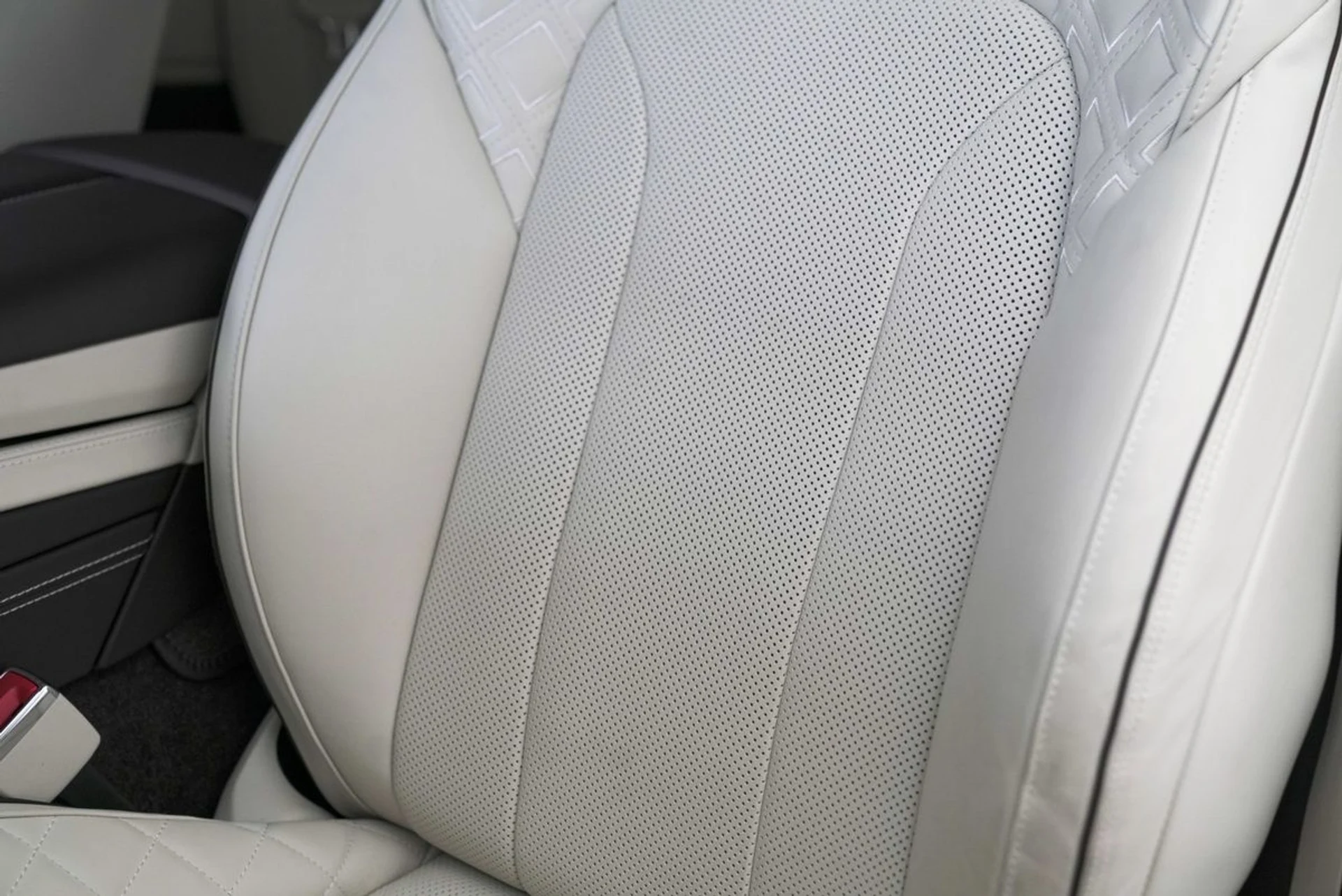 mph006_3846535609_mfsm646q503665bi9t8zgey384m5_747c0bf44b