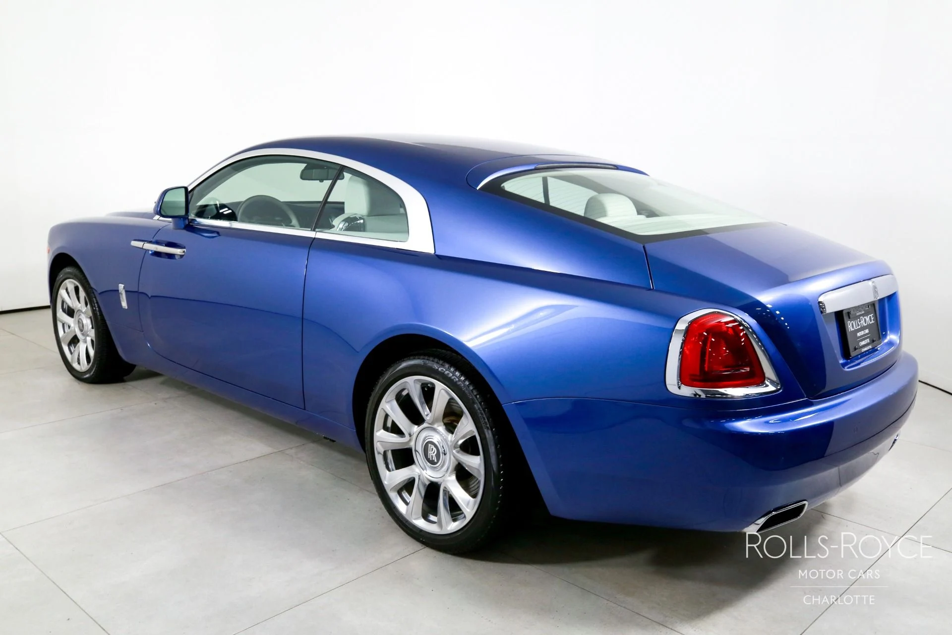 mph006_3847696347_Used_2019_Rolls_Royce_Wraith_1771362503_2d63985562