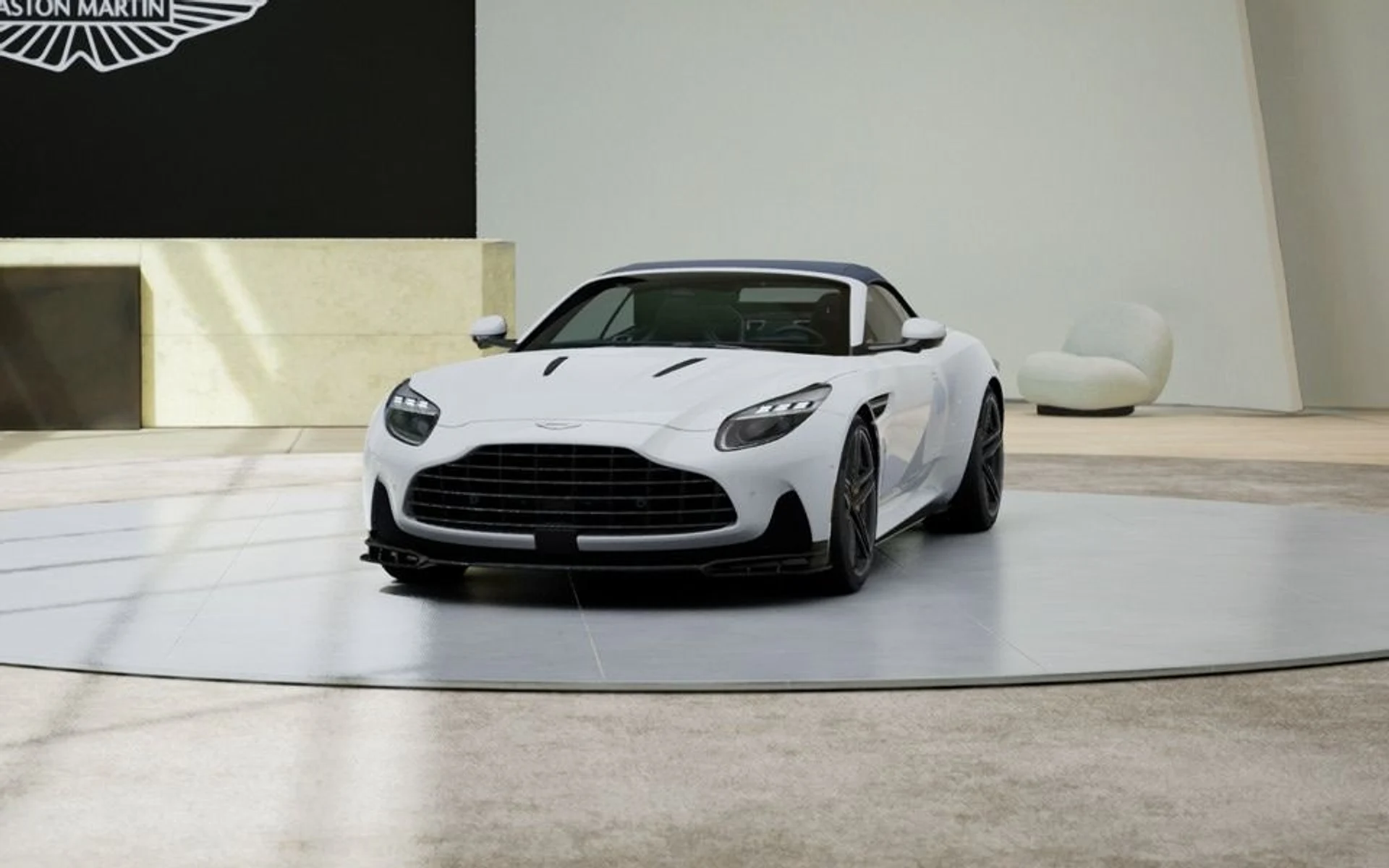 mph006_3853772500_New_2027_Aston_Martin_DB_12_S_Volante_In_Transit_2f75efe45c