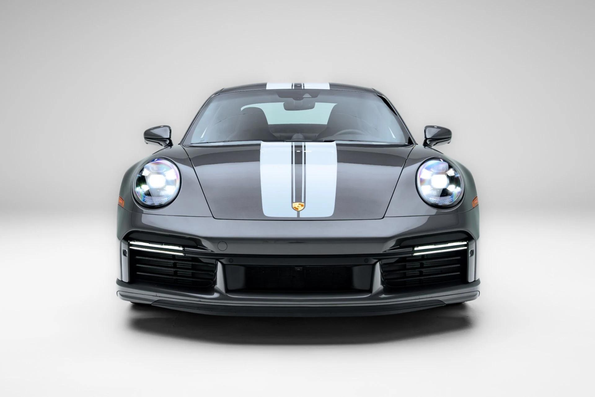 mph006_3855910607_Used_2023_Porsche_911_Sport_Classic_1776441930_1a33312451