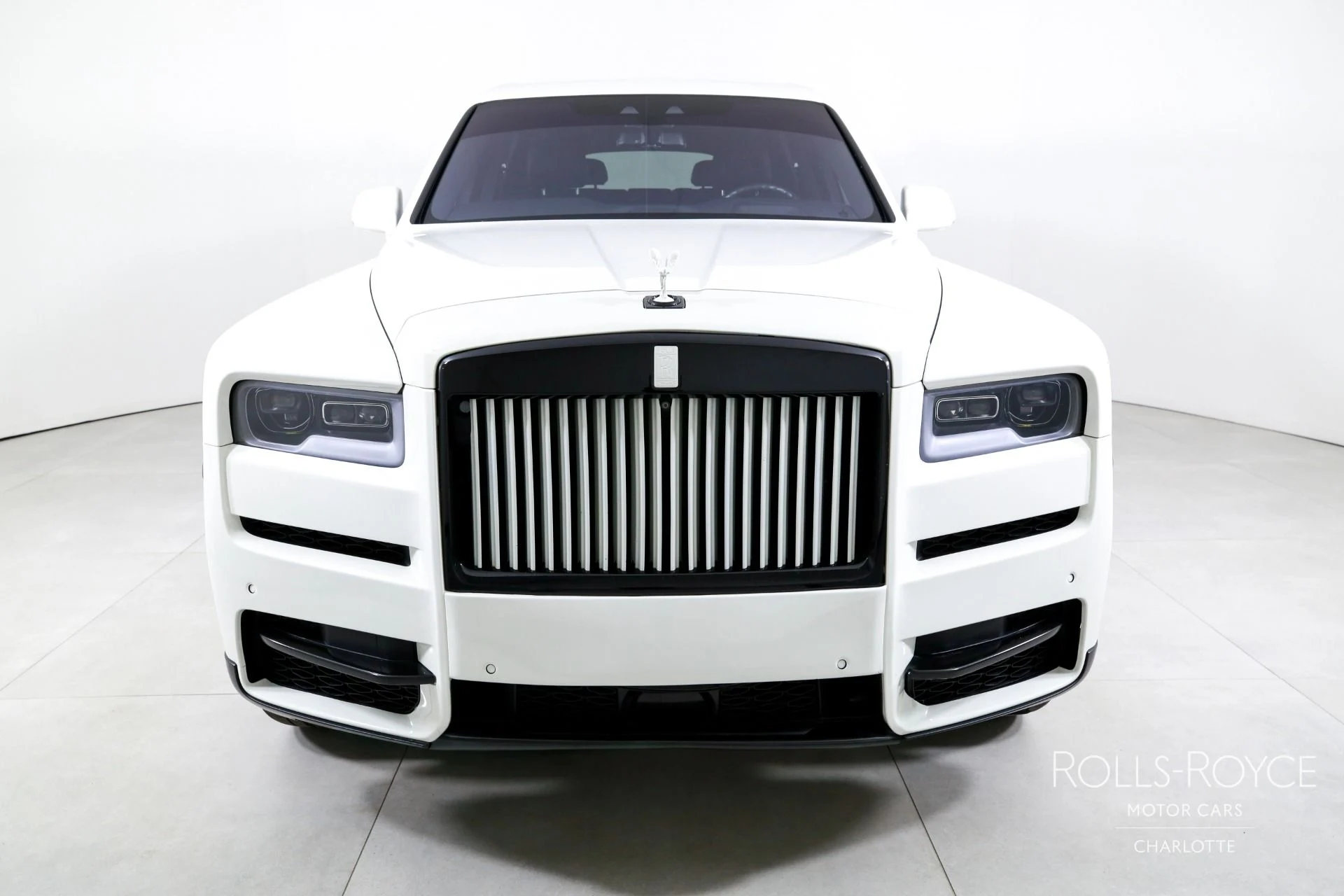 mph006_3866224365_Used_2019_Rolls_Royce_Cullinan_1771361392_2ac8572a03