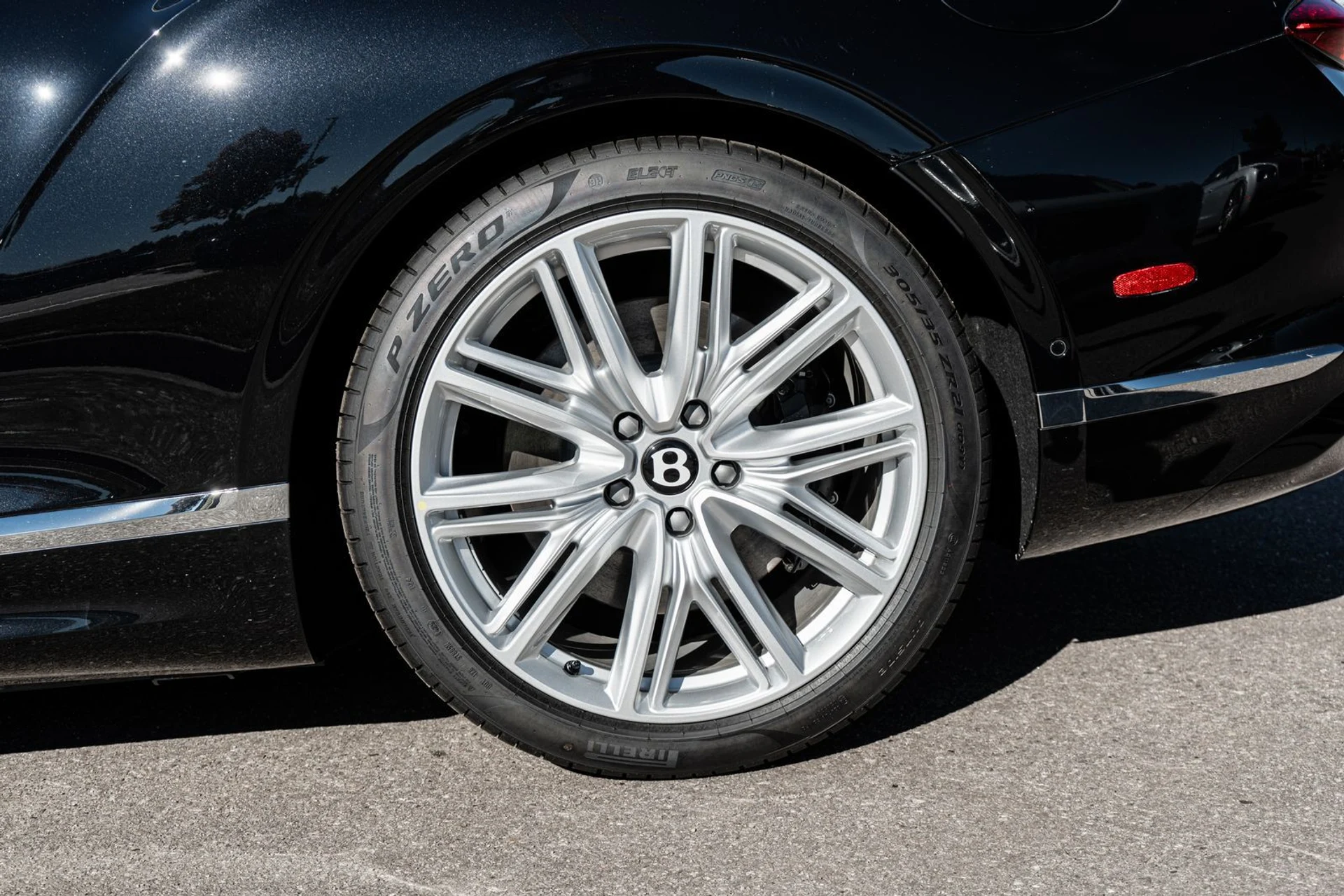 mph006_3875100985_731939f9_124c_48bc_b652_a83b95e1f78e_e93432f941