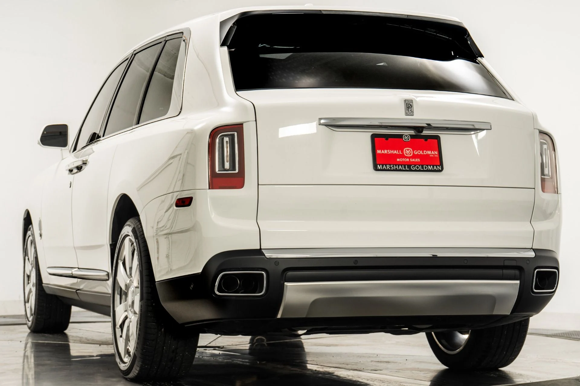 mph006_3891274091_Used_2020_Rolls_Royce_Cullinan_1759852565_6e33e20652