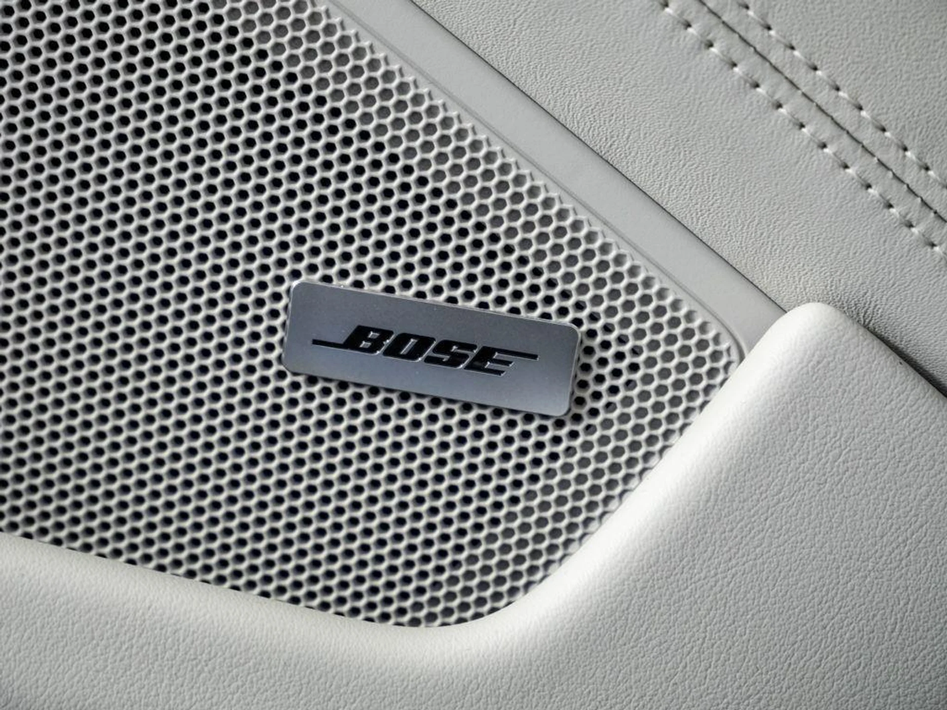 mph006_3892116001_5_8_Dq_KMV_Hbw42gs_L9_Tai_Q71b9_C0_8f997f81d6