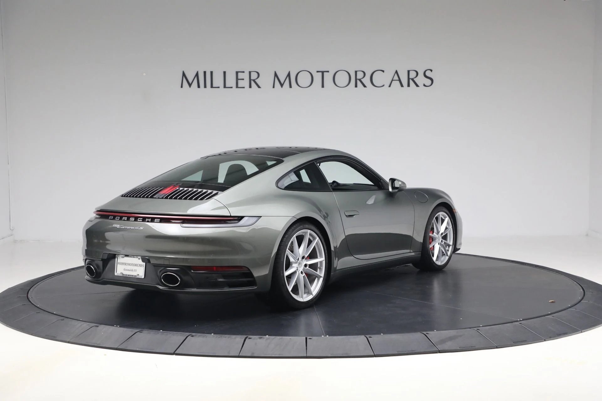mph006_3894988131_Used_2020_Porsche_911_Carrera_4_S_1792437581_76af7f30b7