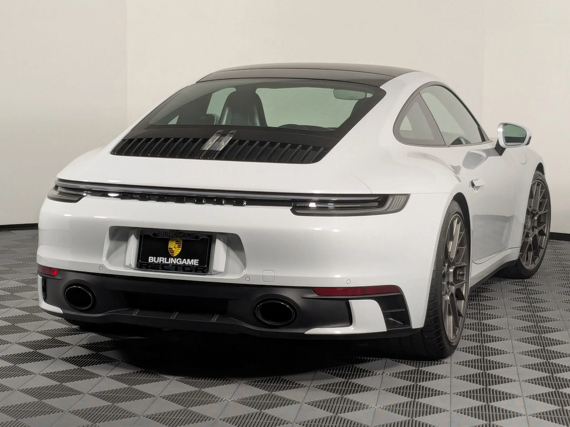 mph006_3901661173_4e50852e7267f00c18eb57b4518835c5x_ccd854d3bf