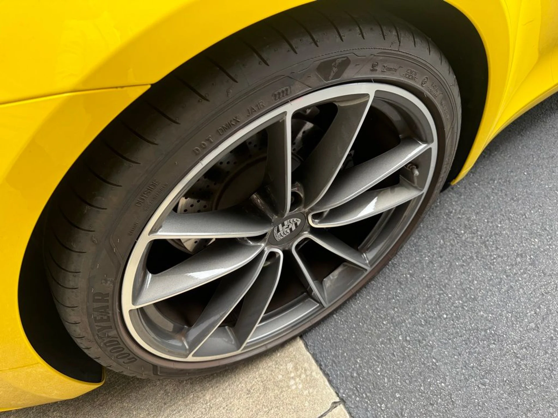 mph006_3918250438_4da7576b24c50365917ebc9b48c10c70x_ec26bca7bb