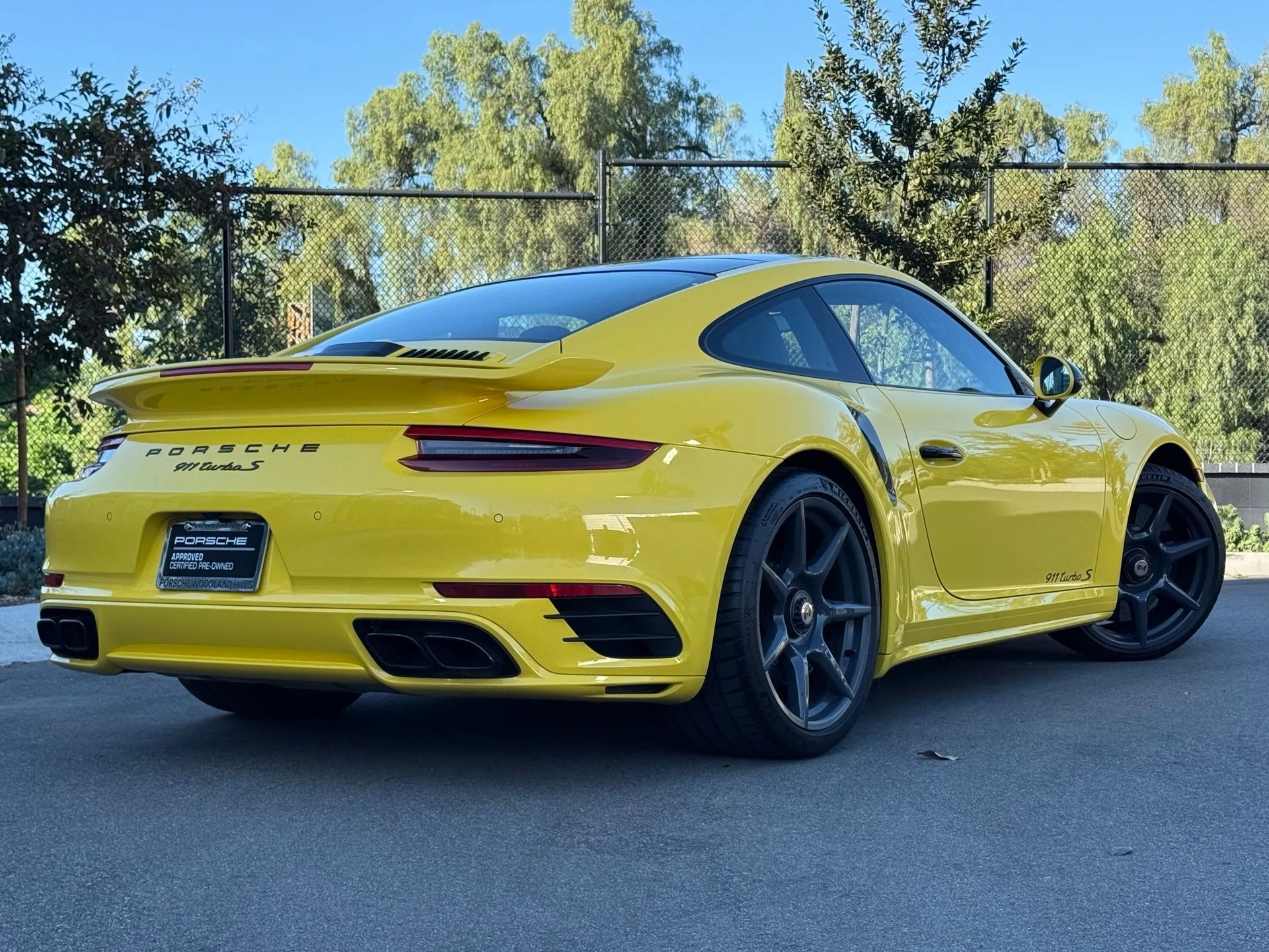 mph006_3924672553_03e1b5be67ca309bb7464559befeaacf_2467d085c4