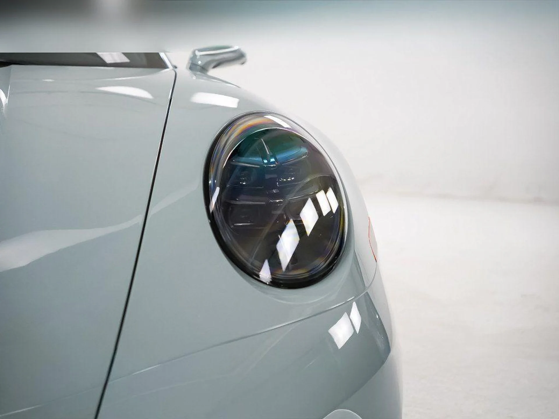 mph006_3931729183_L4_Lo_Zuq_T_Grm_R8wox_WI_Gy_Plj_Lp0_ce3d8f39d2