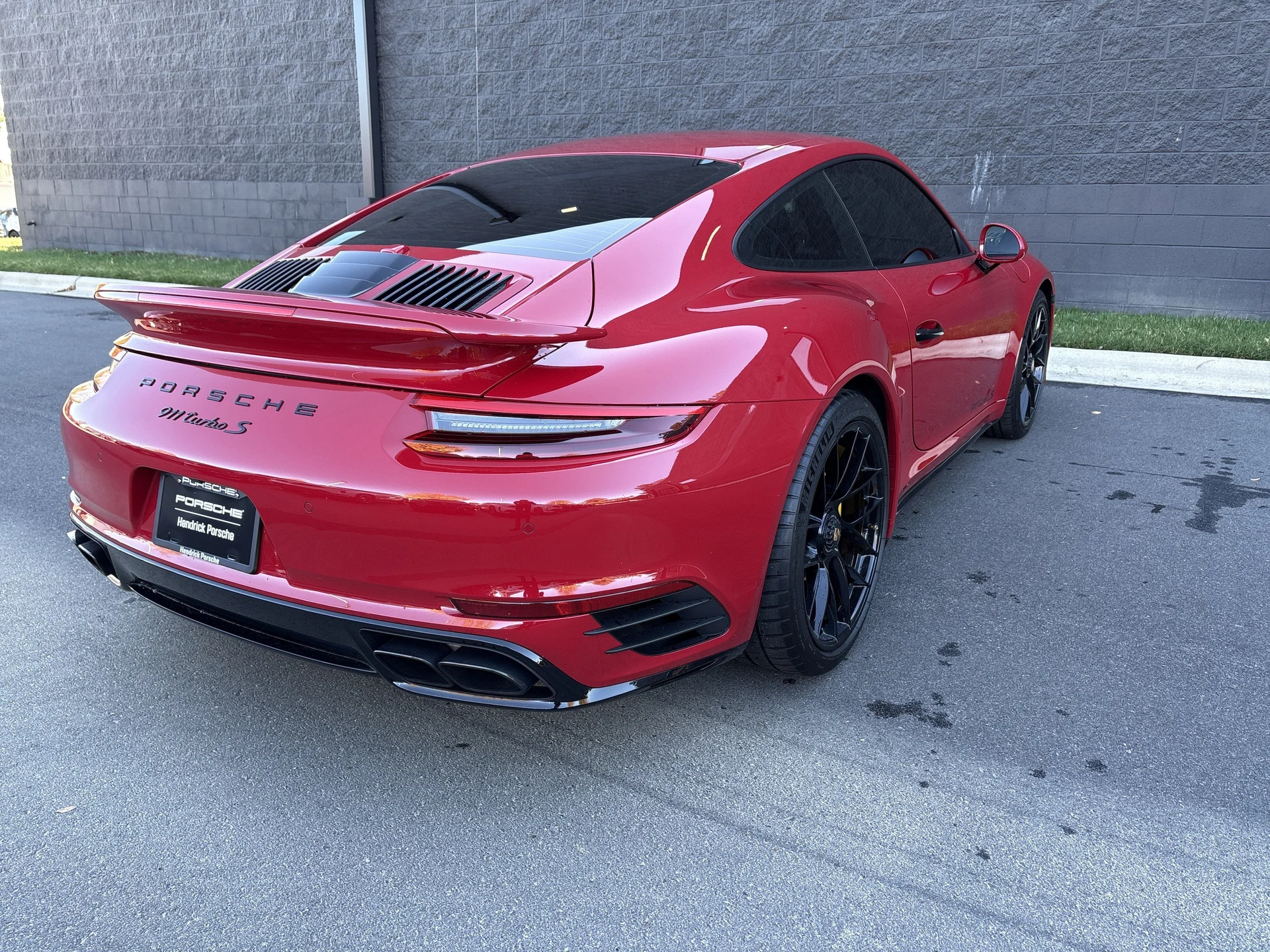 mph006_3938710128_481b8d1606ef40aeb2aecf1a8b6640be_92f96eb7f3