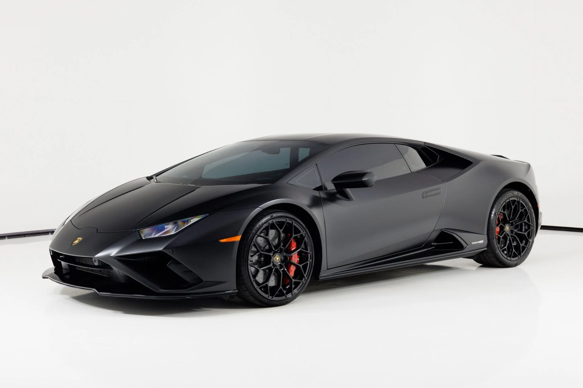 mph006_3938845784_Used_2023_Lamborghini_Huracan_EVO_1790005614_caa484d0bb