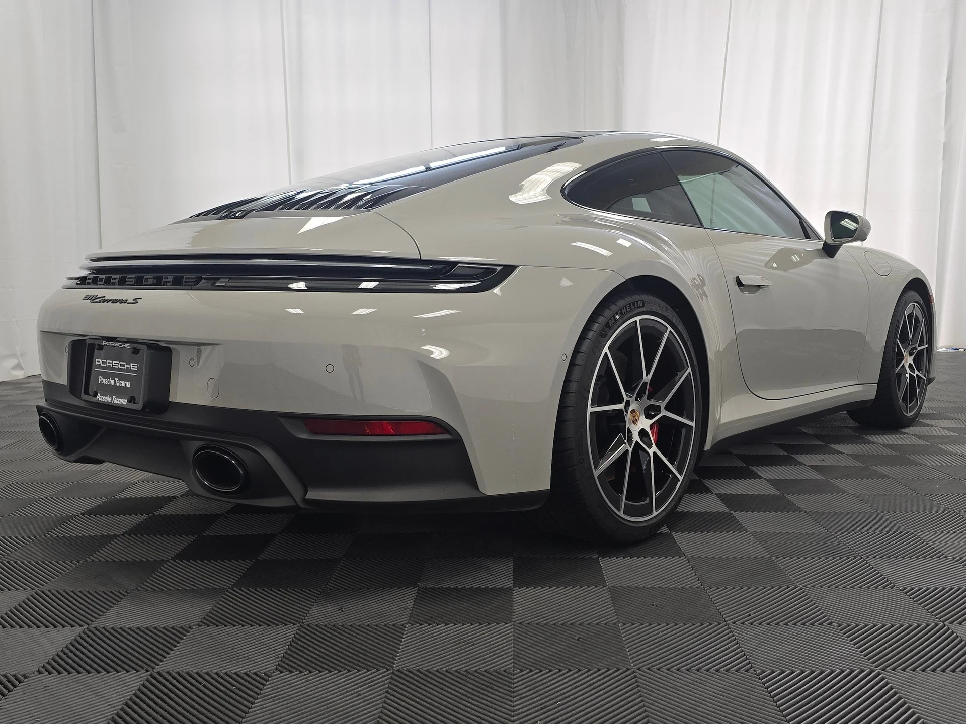 mph006_3939086365_e9b483224e6beb147cfd34911c40a357x_91e5833b1a